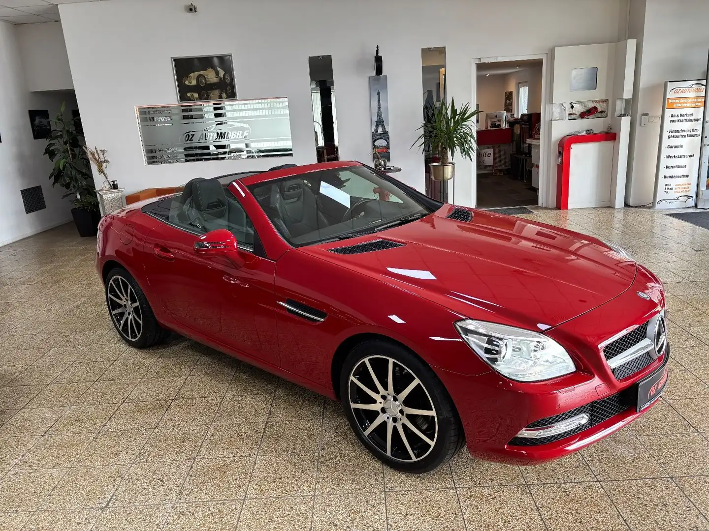 Mercedes-Benz SLK 200 1.Hand 19" AMG Piros - 2