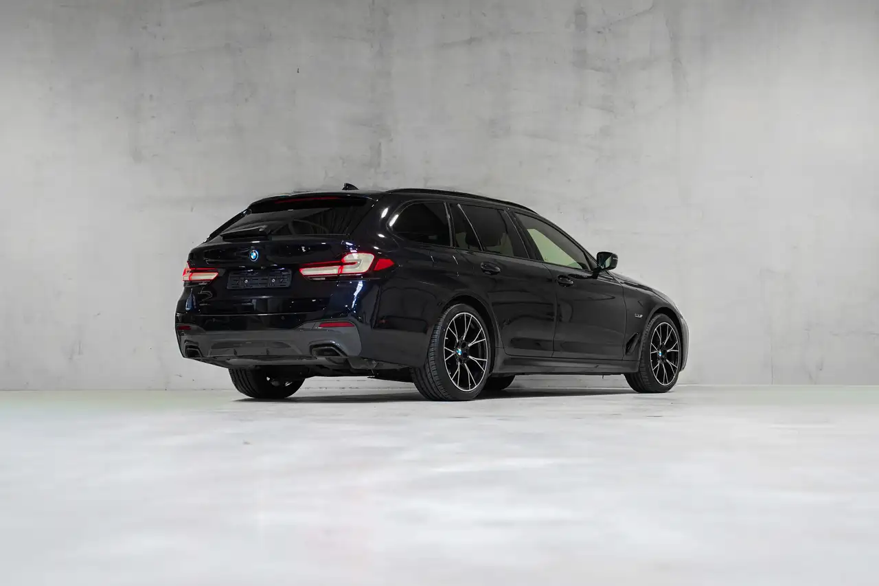 BMW 520 🎁 SUMMER DEAL 🎁 PACK M FULL OPTION CARPLAY BLACK PACK TVA ✔, миниатюра 4
