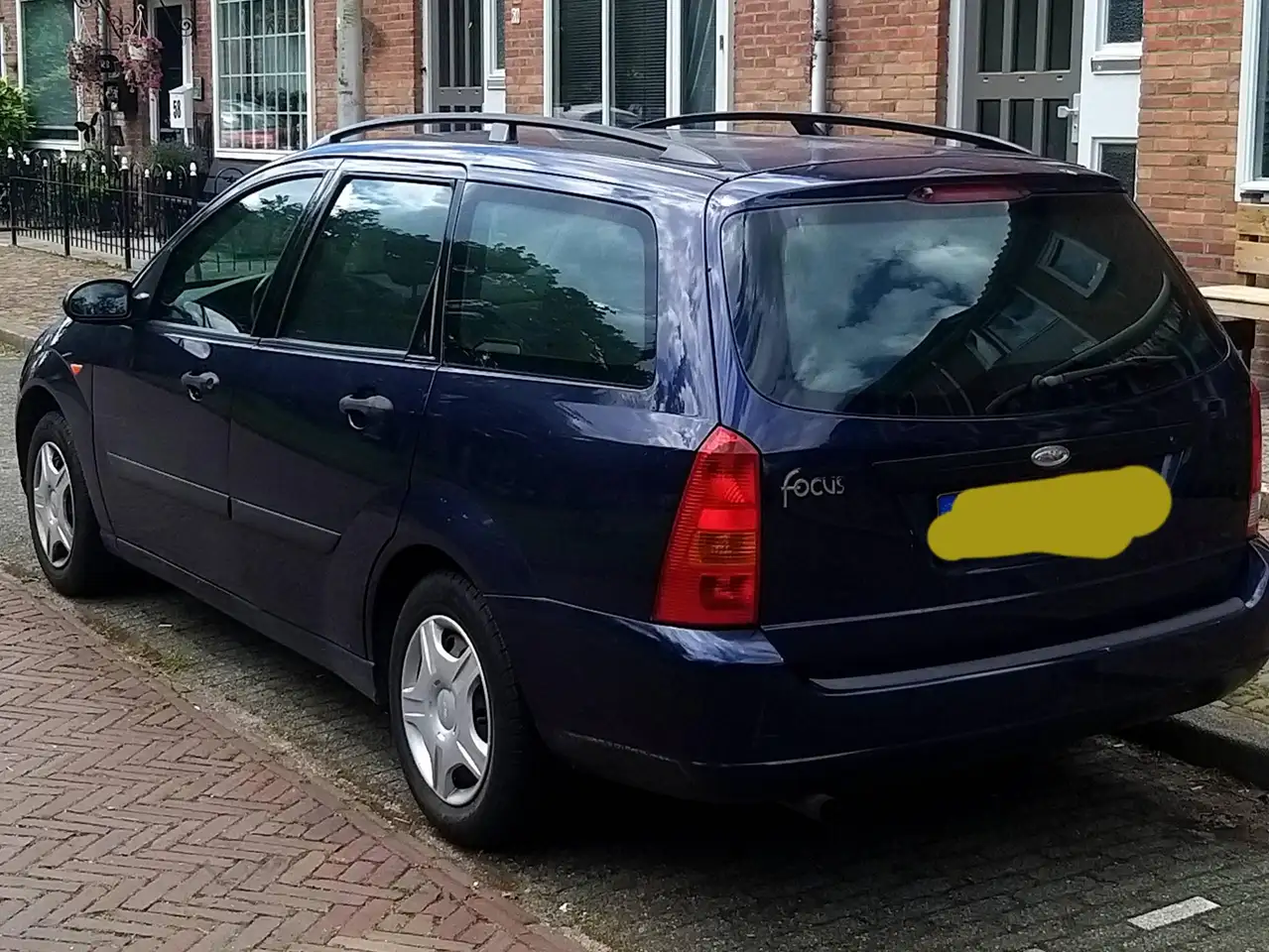 Ford Focus 1.6-16V Trend, foto 3