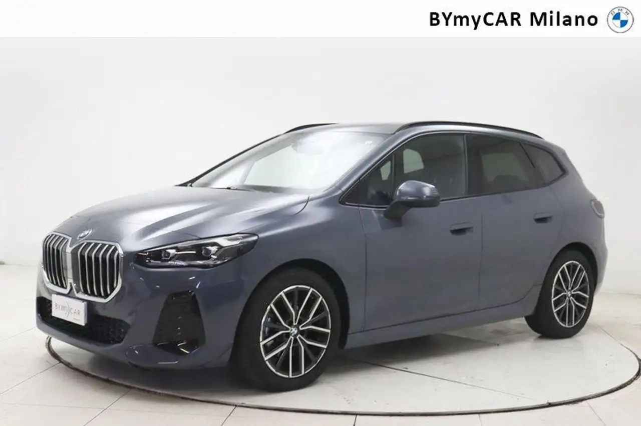 BMW 218