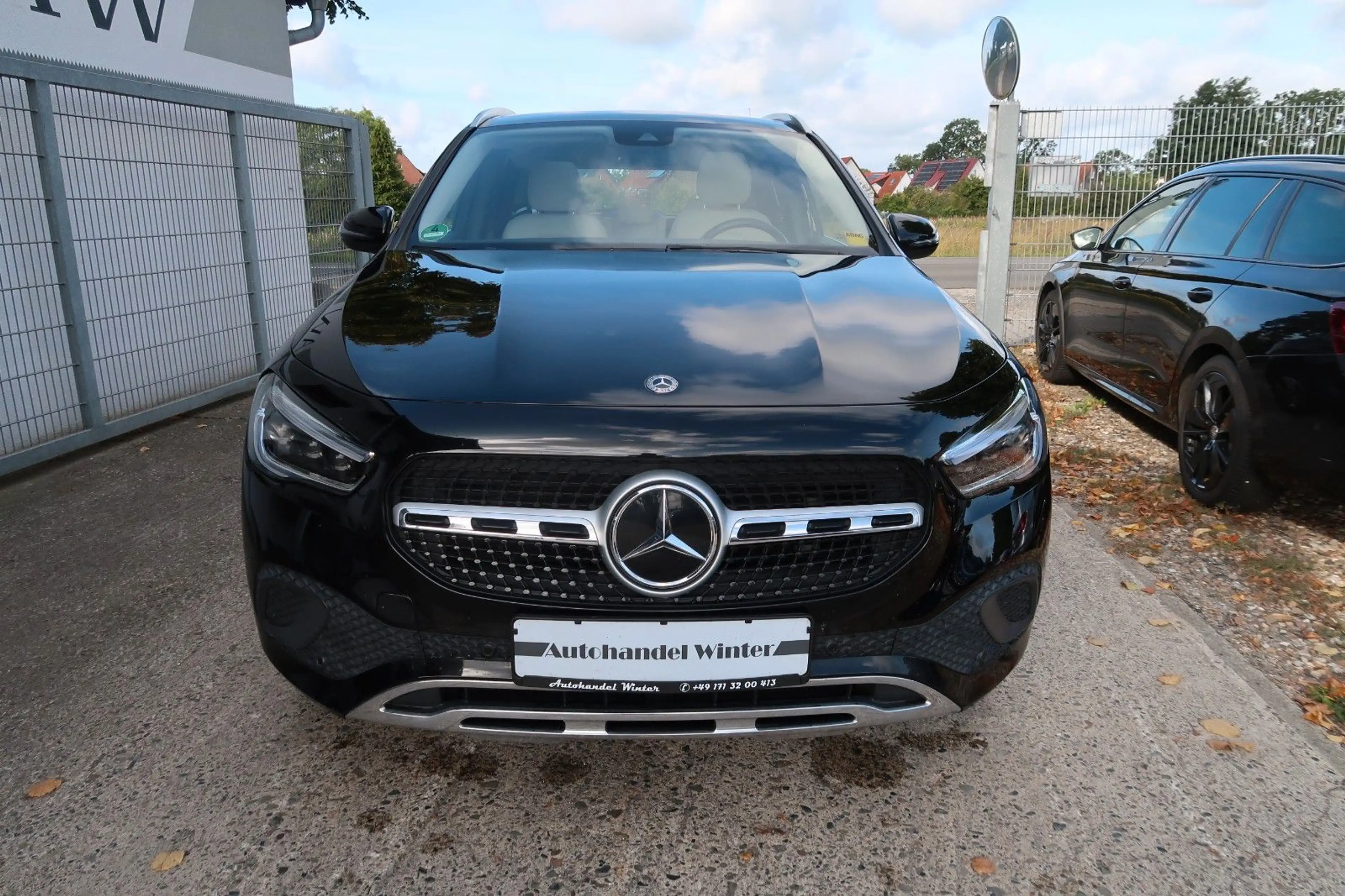 Mercedes-Benz GLA 200 |Leder|Panorama|NAV|Keyless|LED| — photo 9