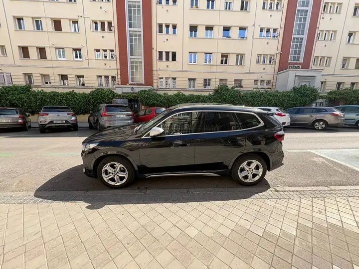 BMW X1 2022, foto 3