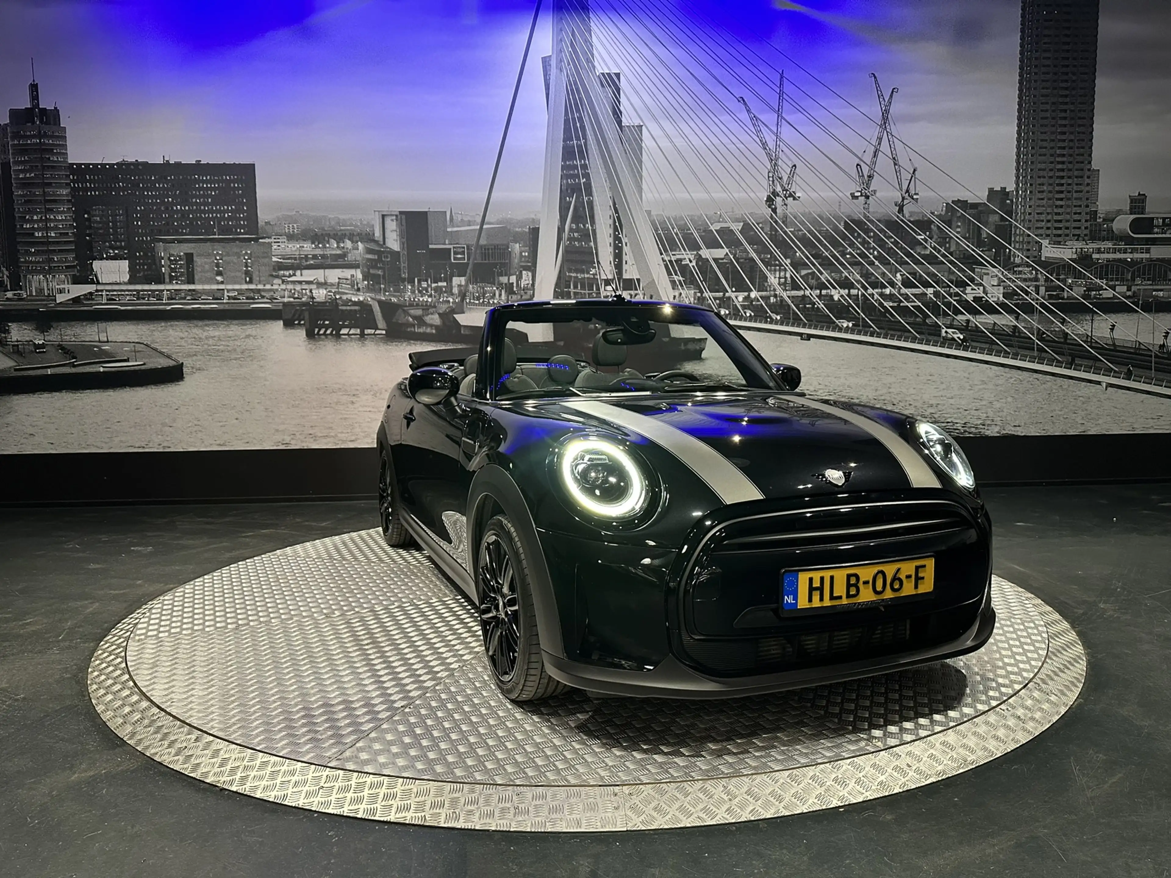 MINI Cooper Cabrio 1.5 Seaside Edition *Led*HUD*Carplay*Camera* — photo 4