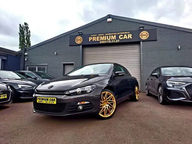 Volkswagen Scirocco view 2