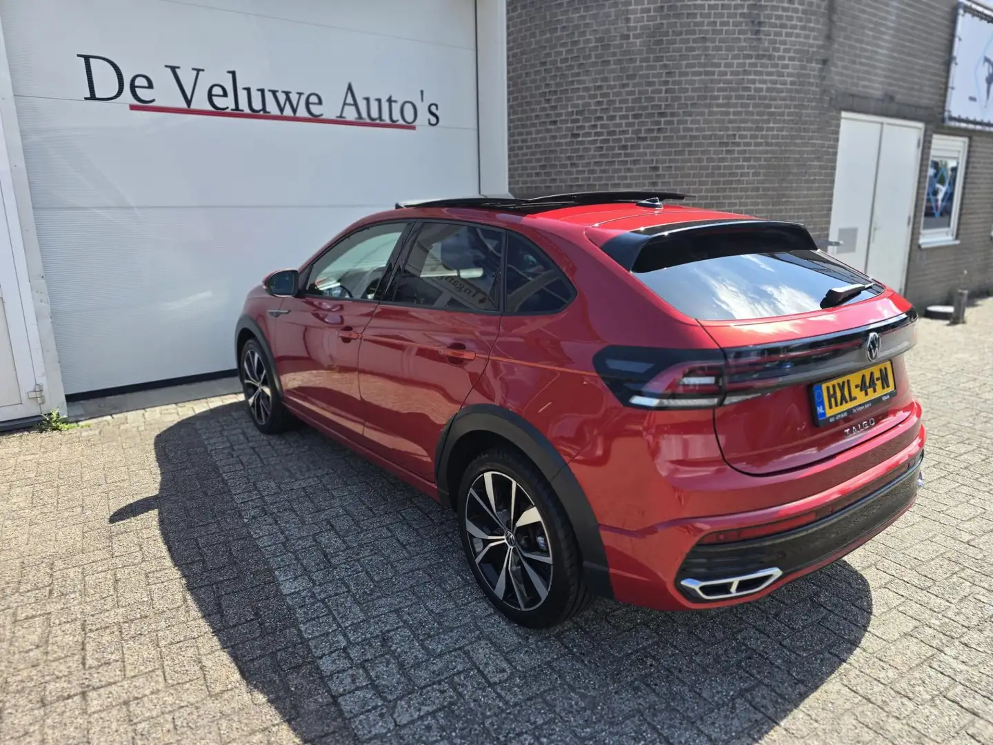 Volkswagen Taigo 1.5 TSI R-Line Business Carplay Pano Virtual Rouge - 2