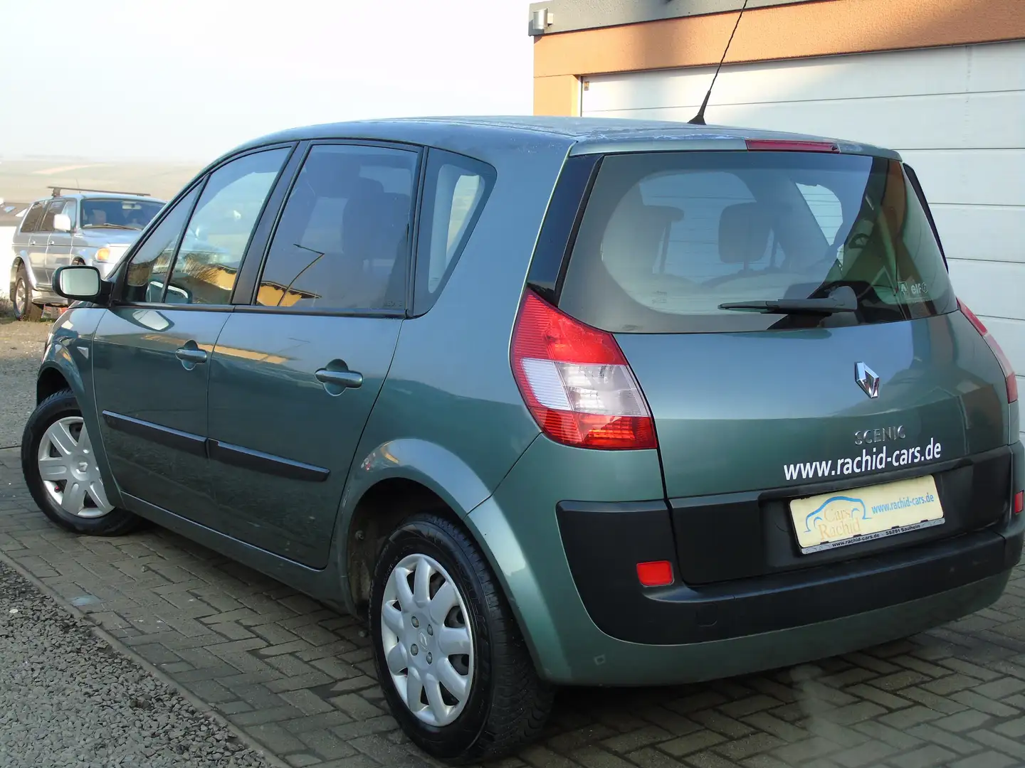Renault Grand Scenic 1.6 16V*KLIMA*ABS*ALLWETERREIFEN*TÜV ABGELAUFEN Vert - 2
