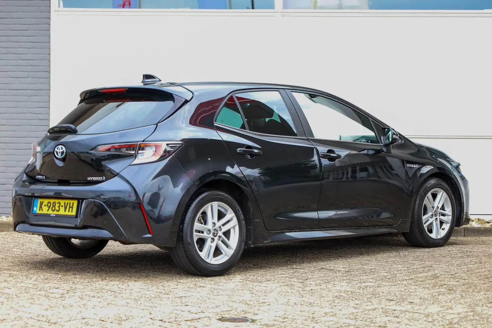 Toyota Corolla 1.8 122pk Hybrid Active | Cruise Control | LED | A Noir - 2