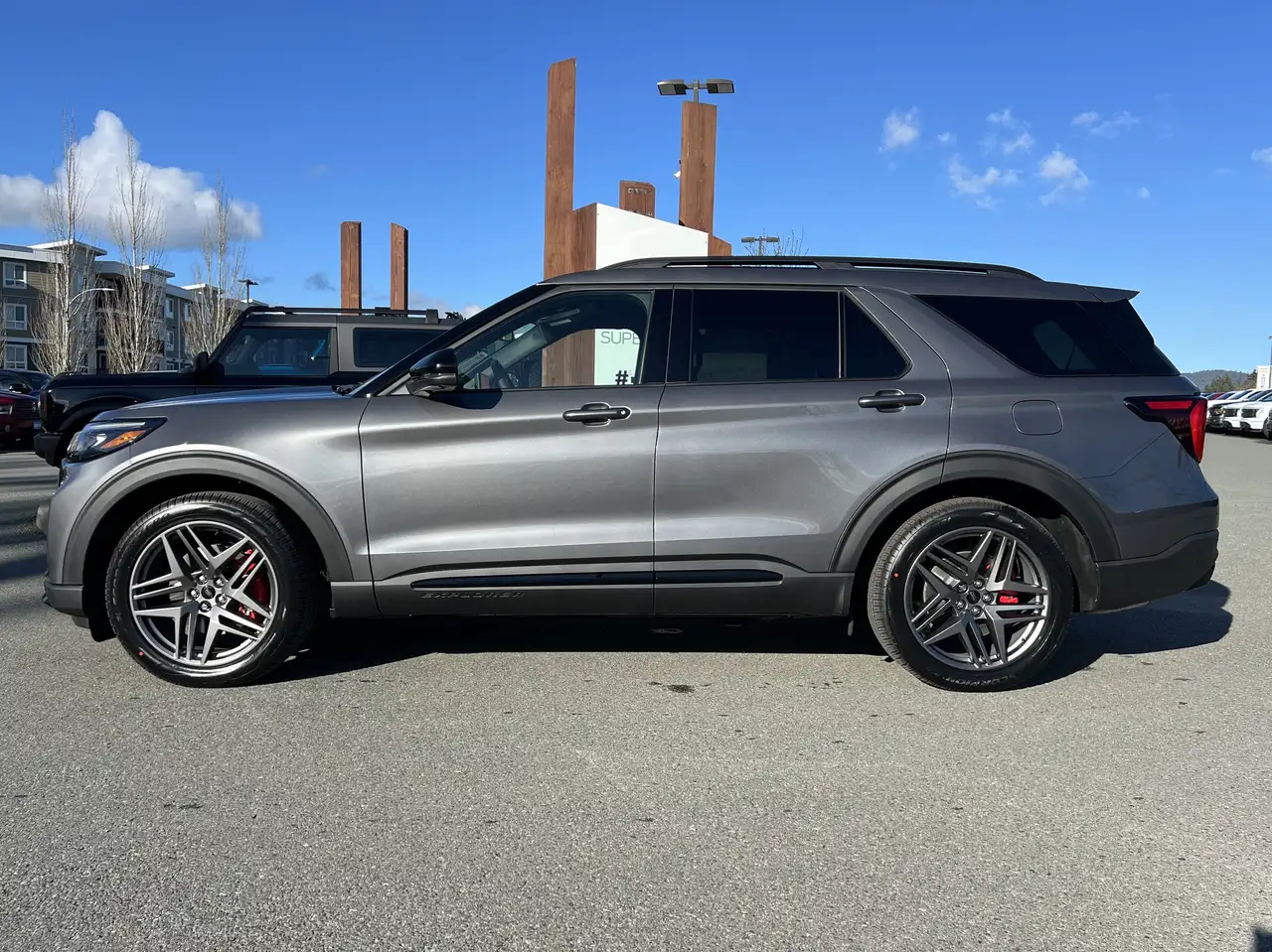 Ford Explorer снимка Ford Explorer