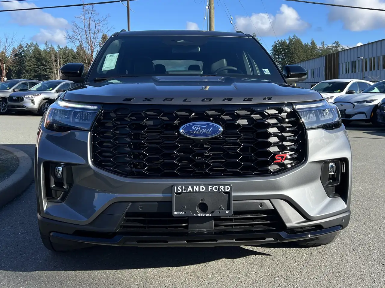Ford Explorer снимка Ford Explorer