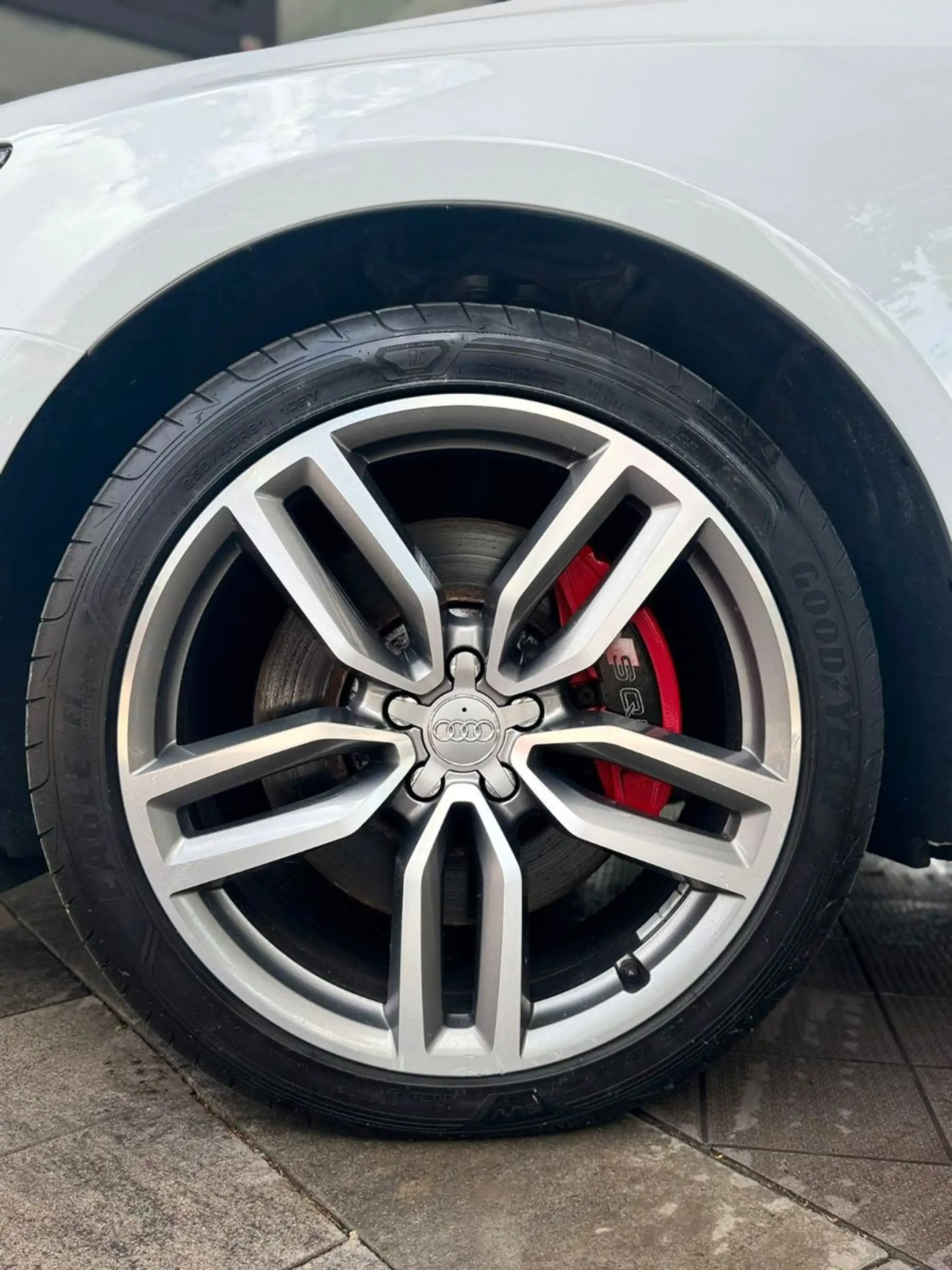 Audi SQ5 3.0 TDI quattro / TÜV Neu — photo 9