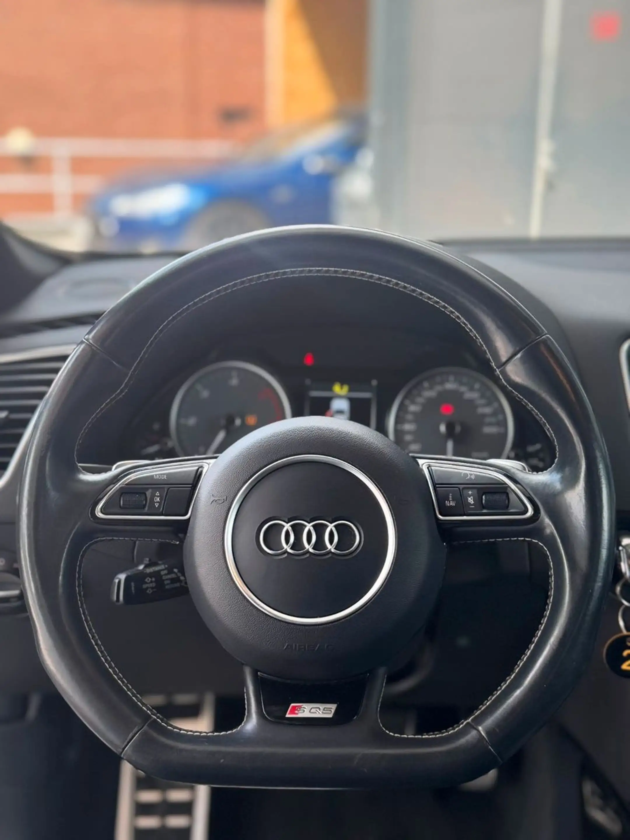 Audi SQ5 3.0 TDI quattro / TÜV Neu — photo 11