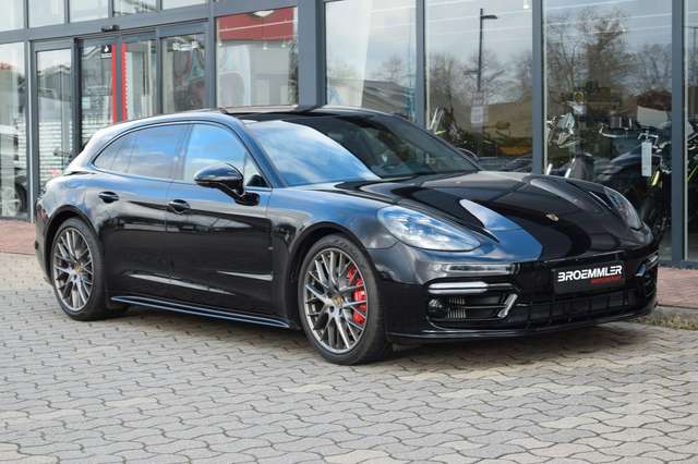 Imagine Porsche Panamera GTS