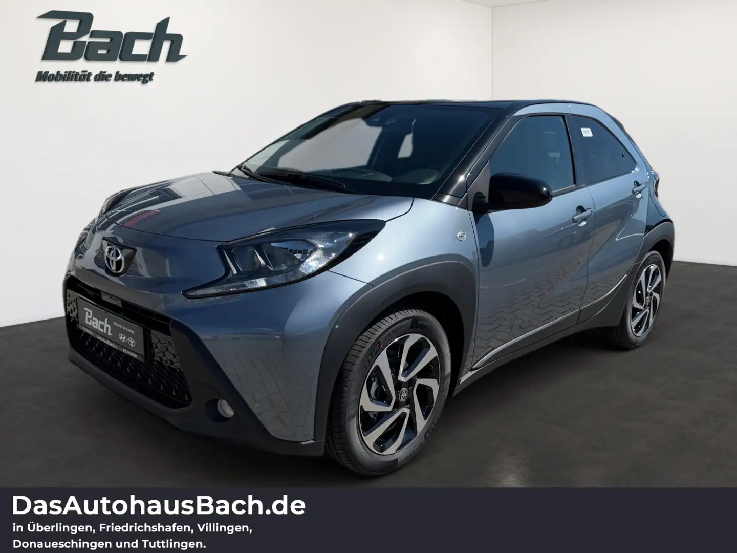 Toyota Aygo X 1.0 l Teamplayer 5 M/T Grau - 1