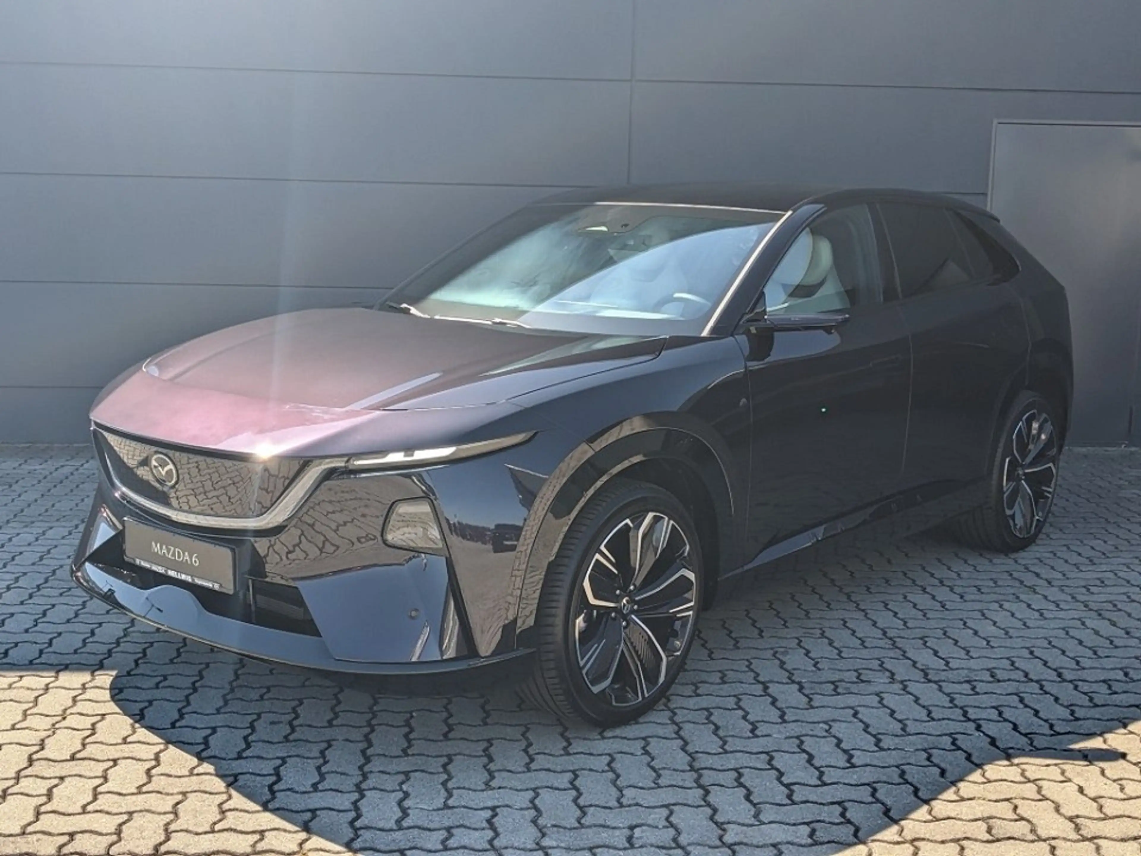 Mazda CX-6e EV (258PS) Takumi Plus Panoramadach NEU — photo 2