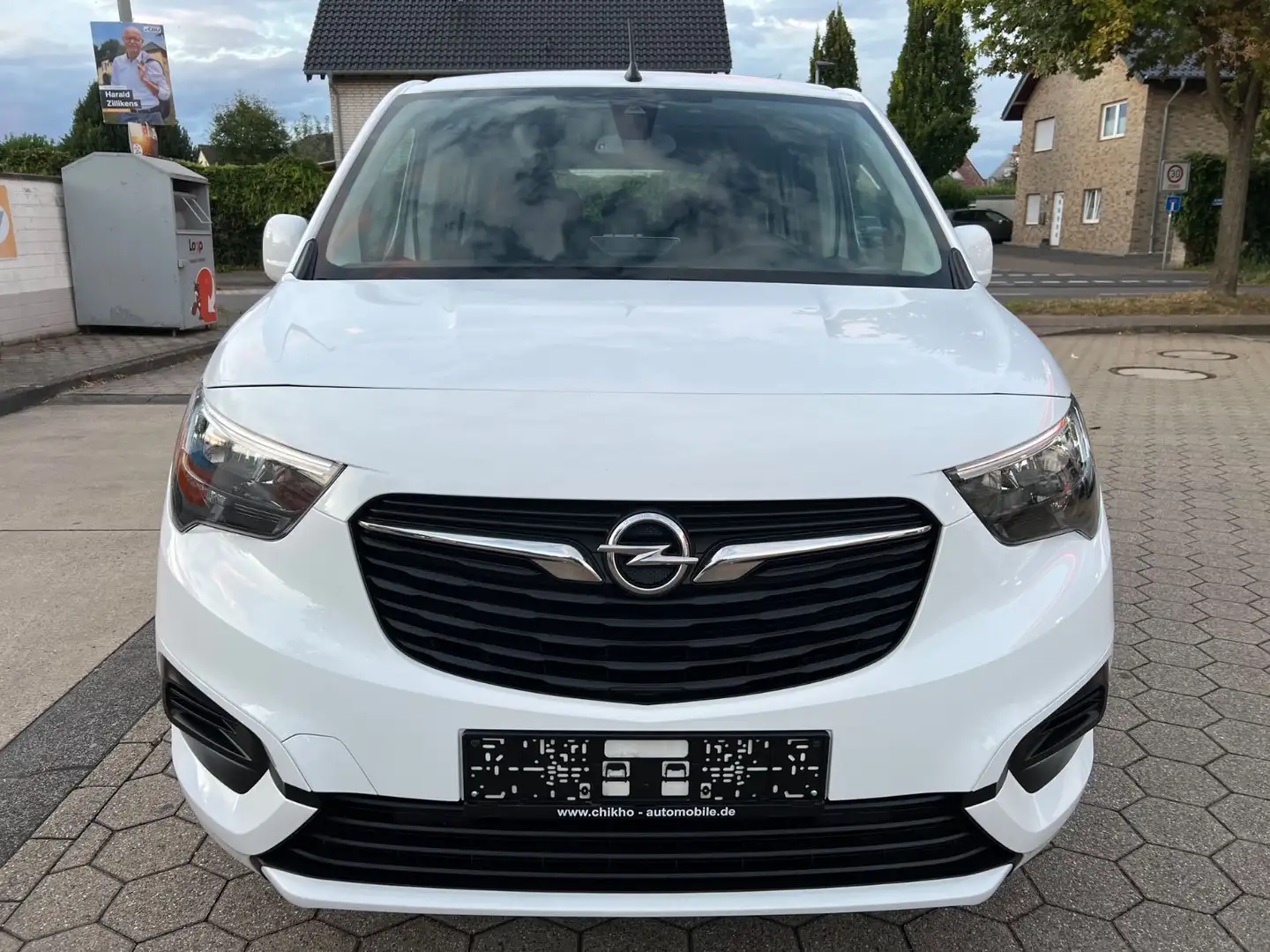 Opel Combo Life TURBO/EDITION/7.SITZER/NAVI/GARANTI Weiß - 1