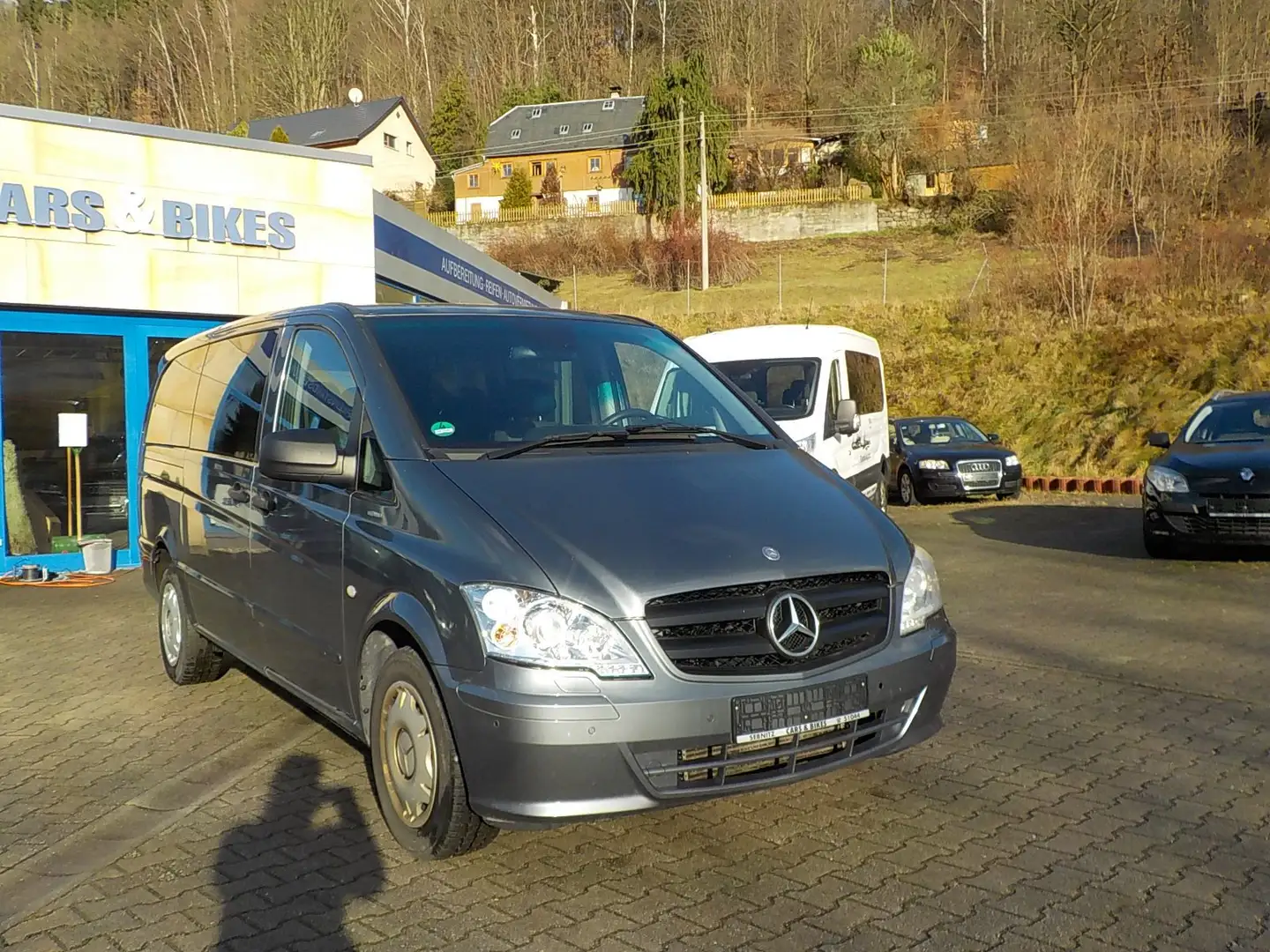 Mercedes-Benz Vito 116 CDI lang (639.703) 8 SITZER! 1.HAND! Grau - 2