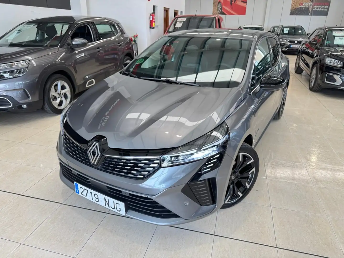 Renault Clio Techno TCe 90 (67kw) Gris - 1