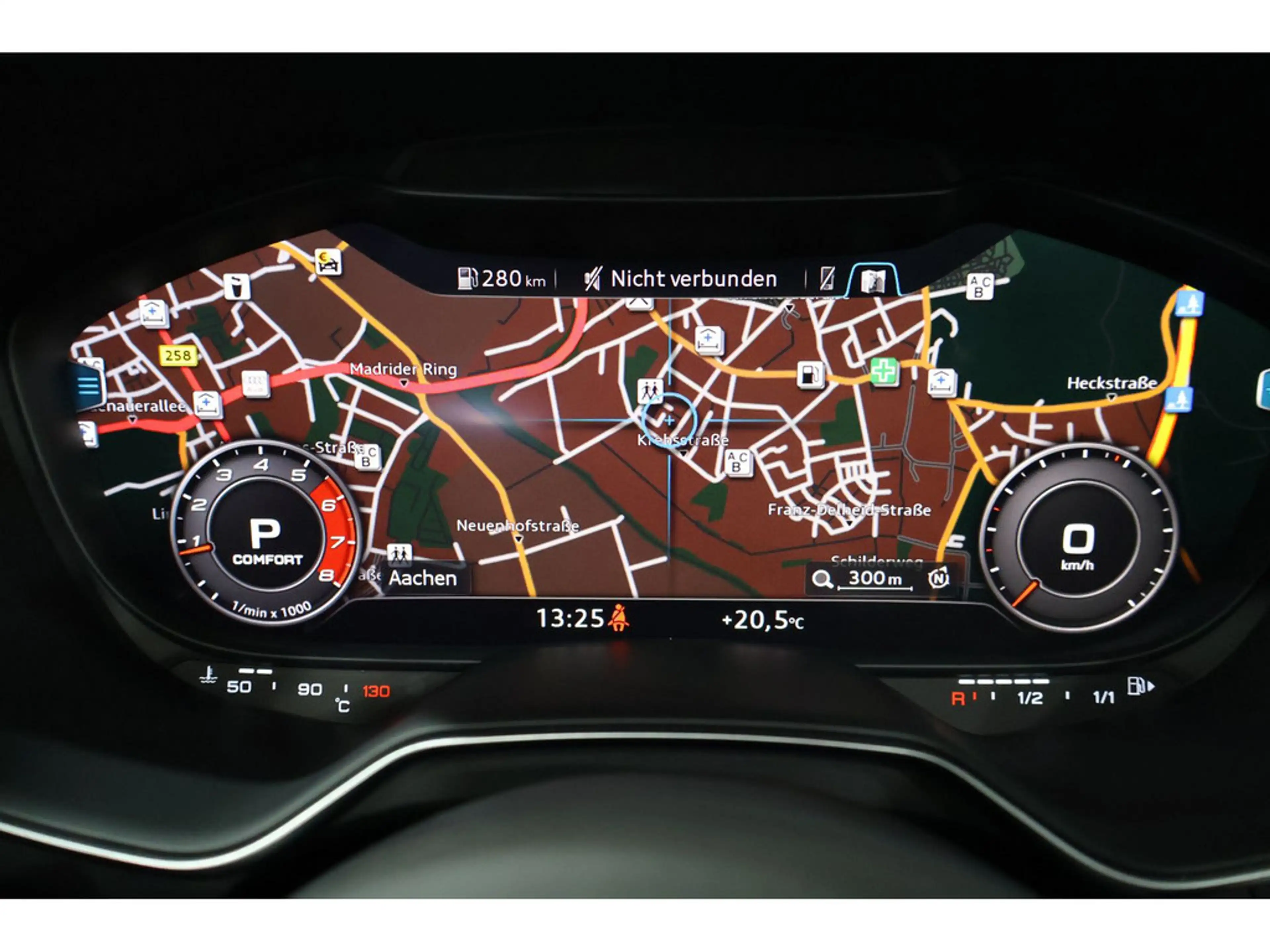 Audi TT RS Roadster 2.5 TFSI quattro B&O*SH*LED — photo 10