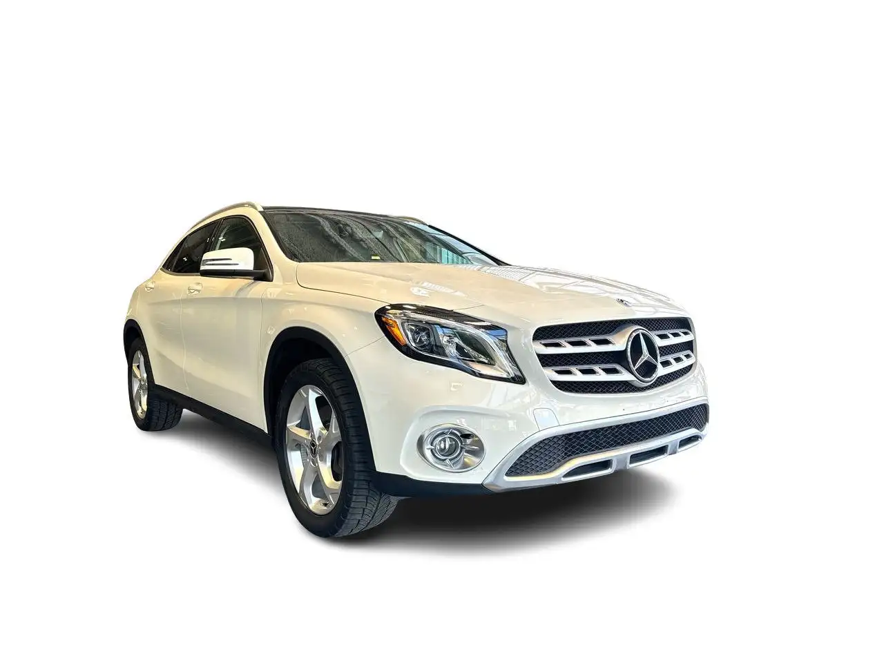 Mercedes-Benz GLA fotografie Mercedes-Benz GLA