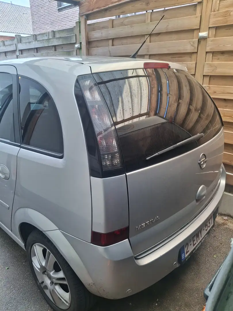 Opel Meriva Meriva 1.3 CDTI DPF Selection 110 Jahre Серебристый - 2