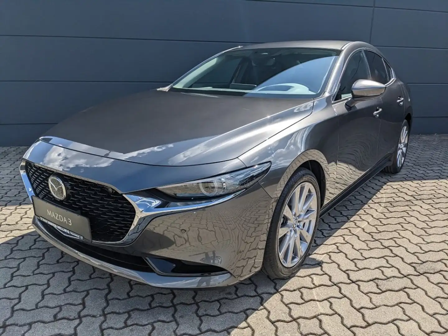 Mazda 3 Fastback 2.5l (140PS) Exclusive Driver&Sound Desig Grijs - 2