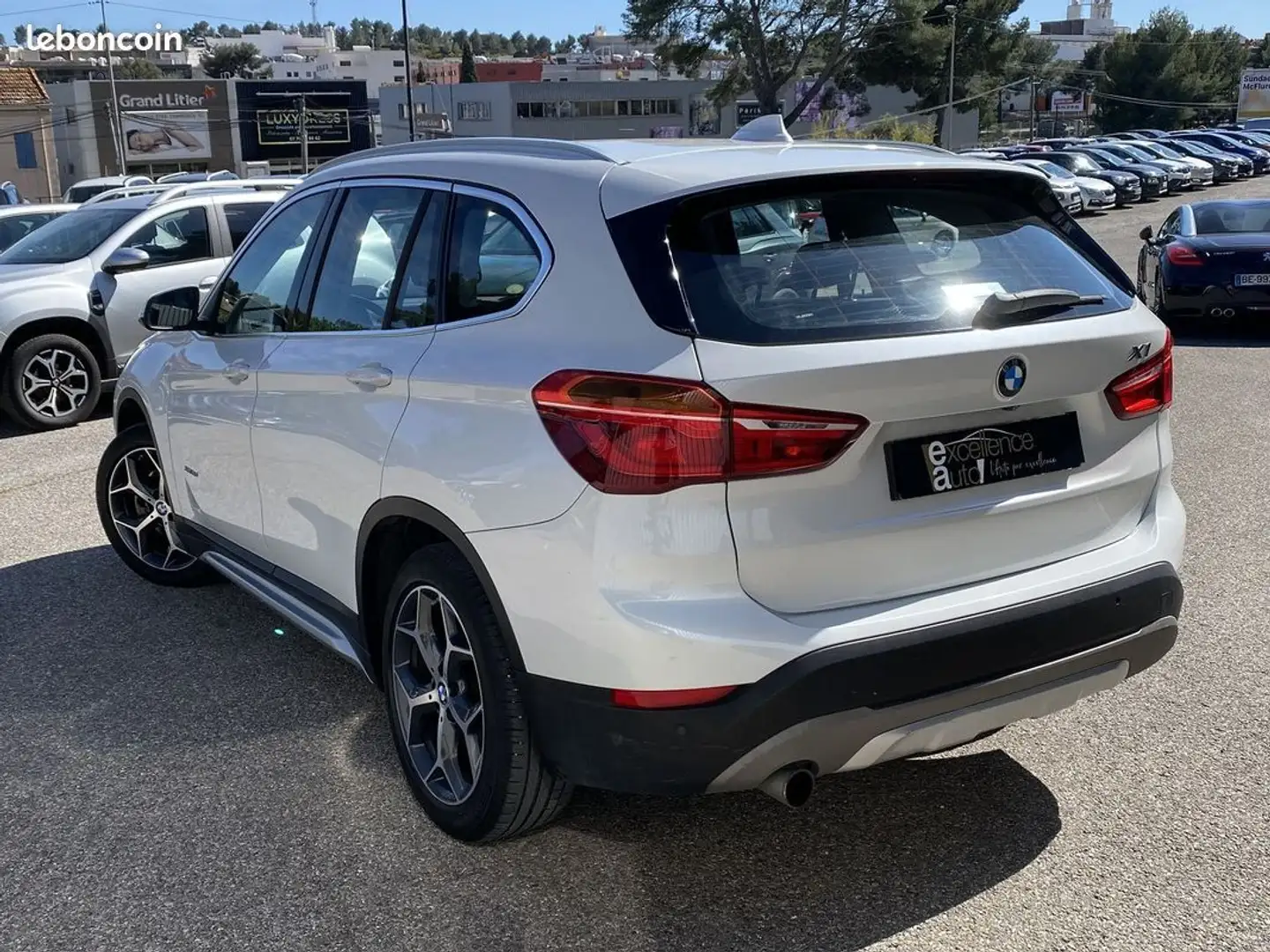 BMW X1 (F48) XDRIVE18DA 150CH XLINE Weiß - 2