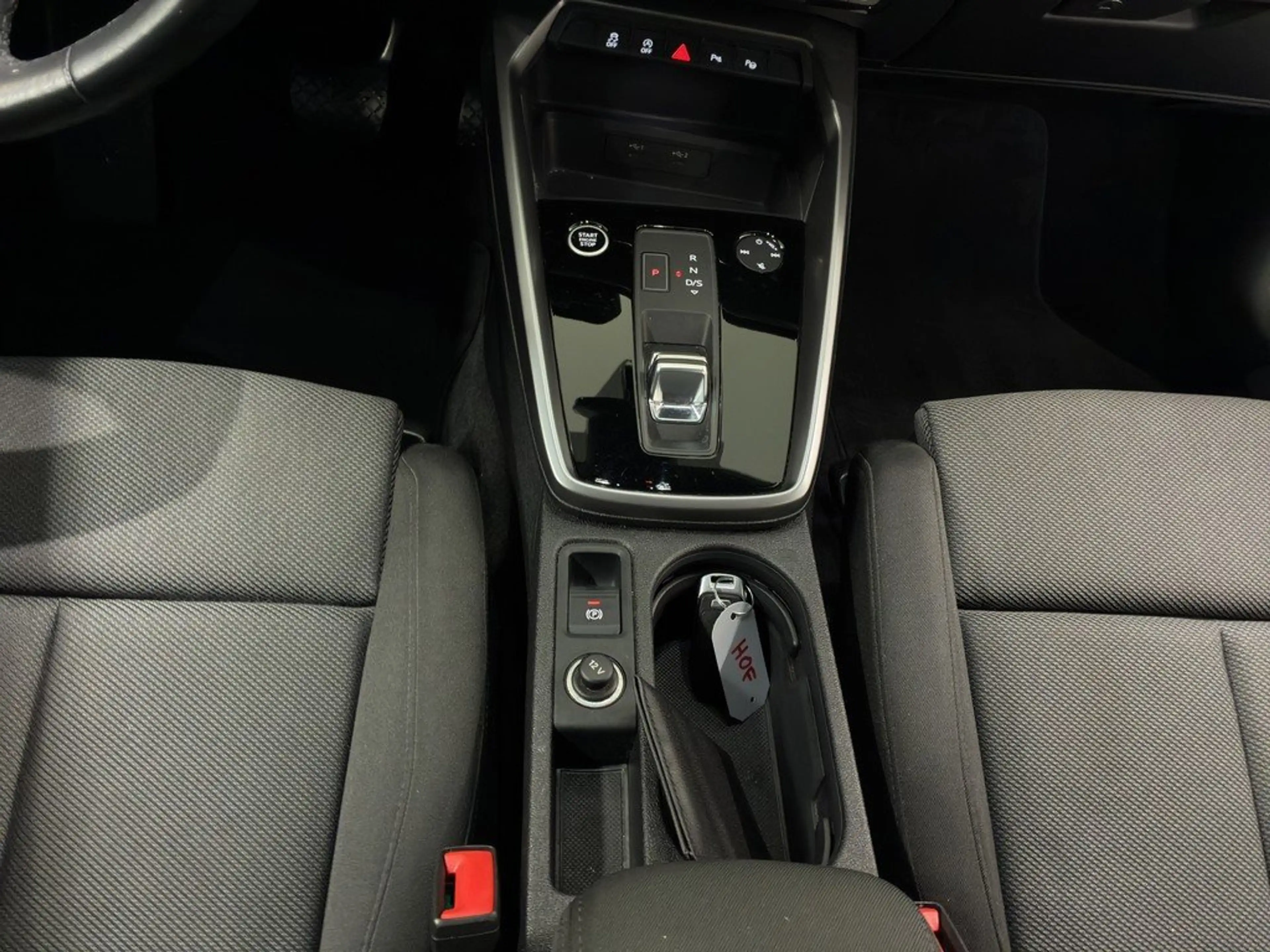 Audi A3 Sportback 35 TFSI S tronic S line Matrix GRA — photo 15