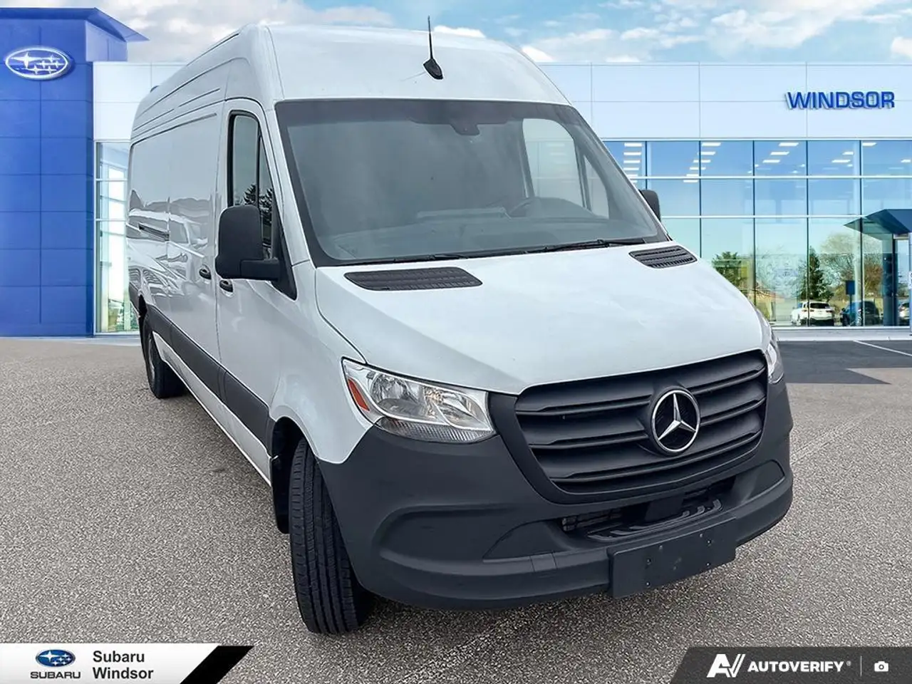 Mercedes-Benz Sprinter снимка Mercedes-Benz Sprinter
