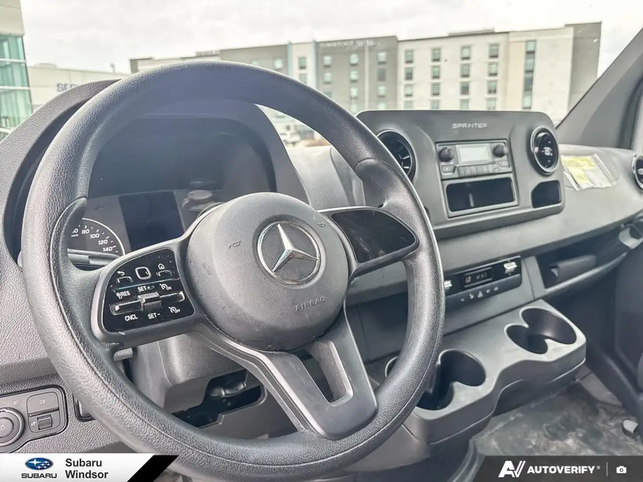 Mercedes-Benz Sprinter снимка Mercedes-Benz Sprinter