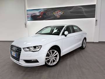 A3 III 2013 Sedan Sedan 2.0 tdi Ambiente