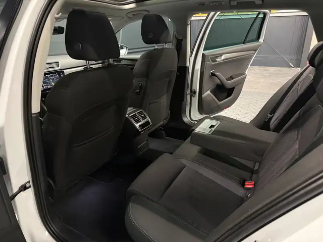 Skoda Superb view 27