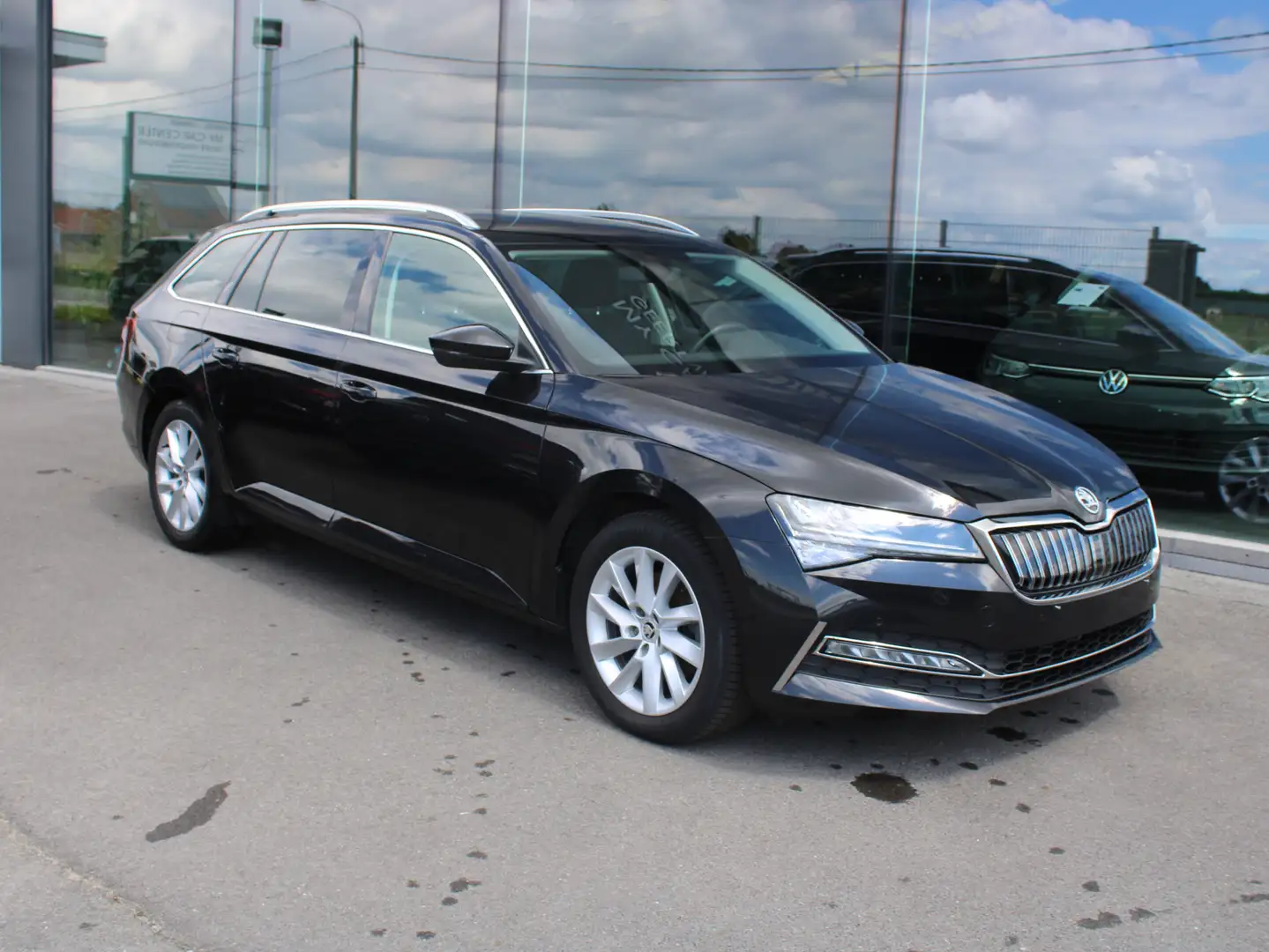 Skoda Superb 1.4TSI IV -DSG-VEEL OPTIES-AC-NAVI-APP C-ALUV Noir - 1