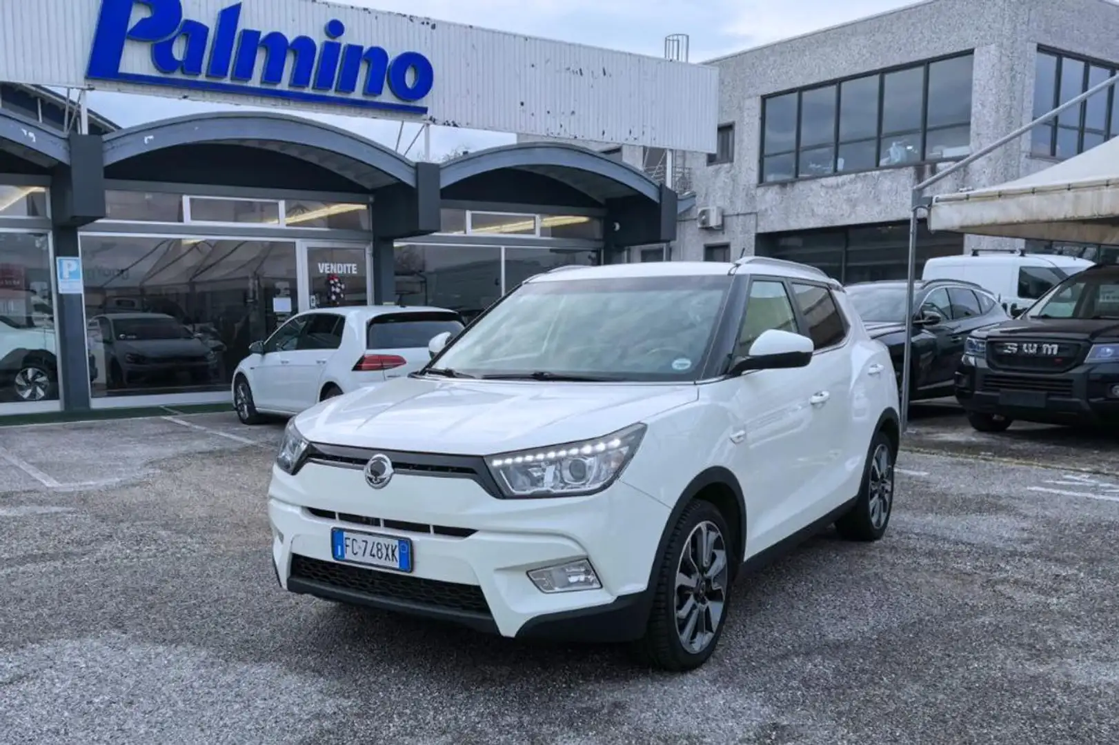 SsangYong Tivoli 1.6d 2WD Be Weiß - 1