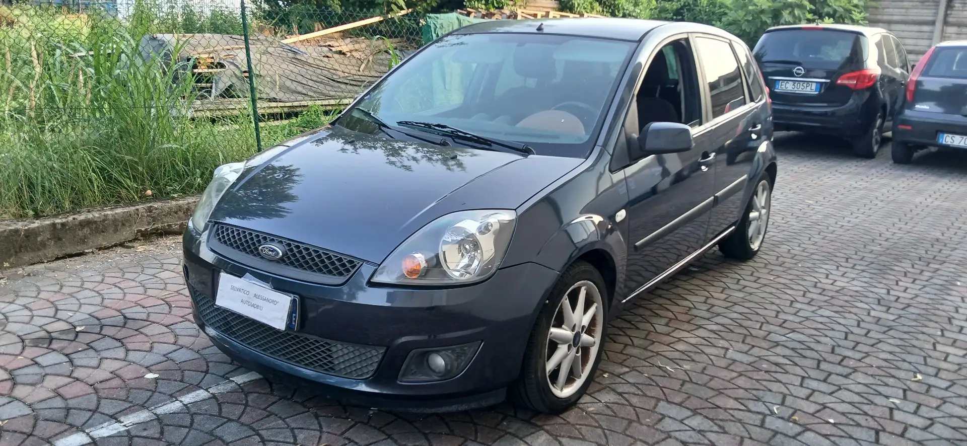 Ford Fiesta 5p 1.4 tdci Ghia - 1