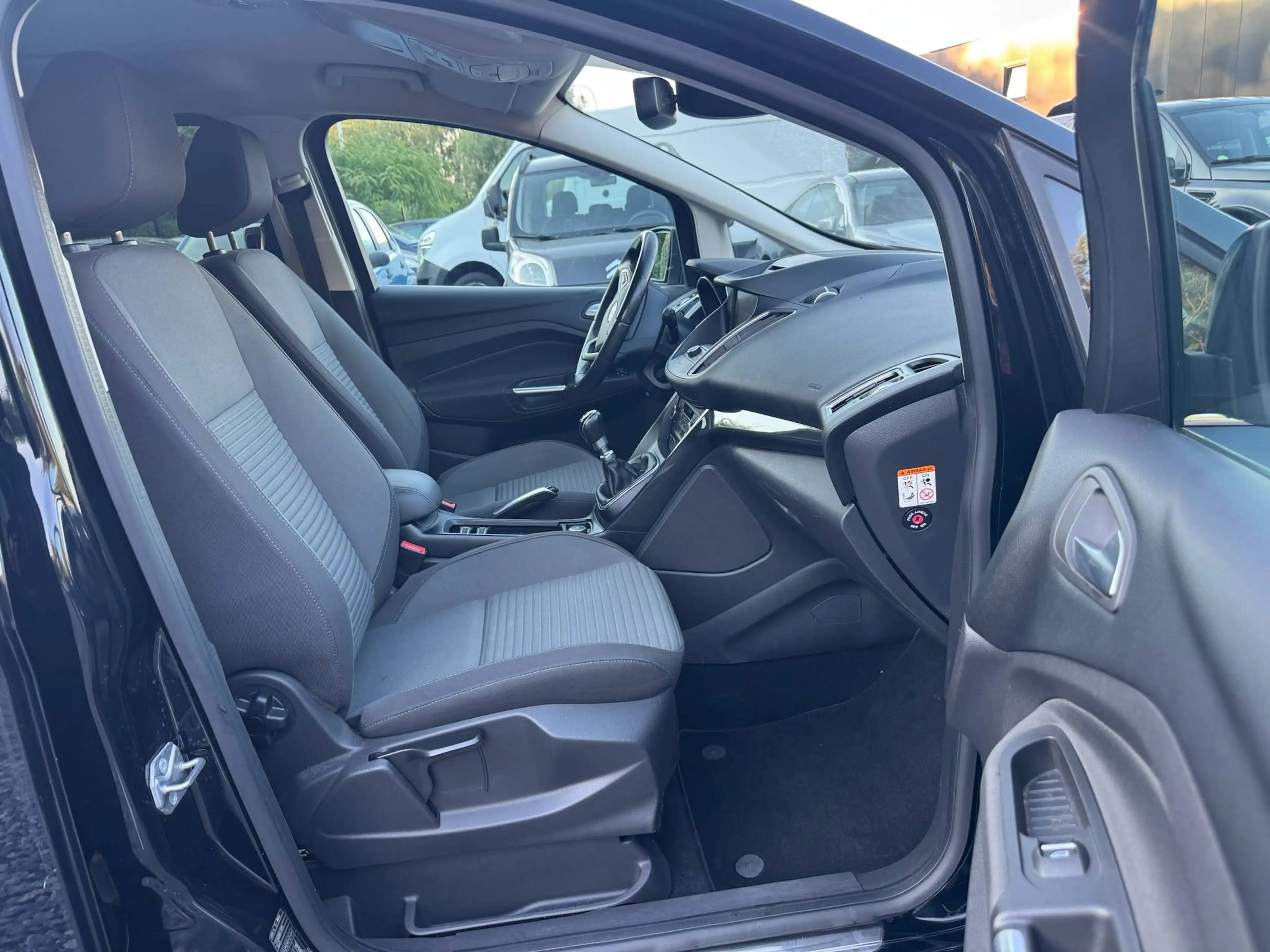 Ford Grand C-Max 1.5 EcoBoost Navi/Cruise/Pdc/Clim Dig/GAR12M — photo 8