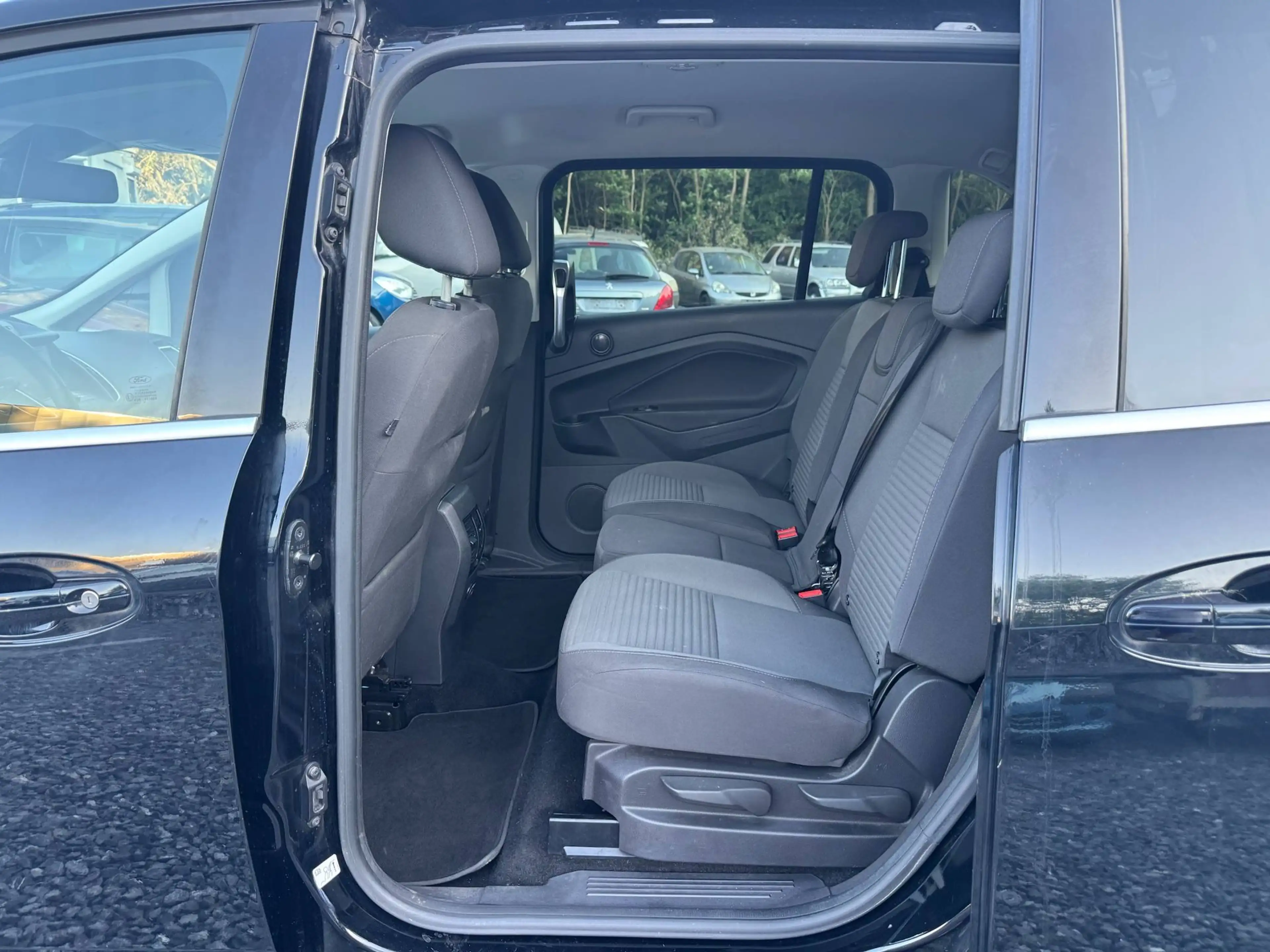 Ford Grand C-Max 1.5 EcoBoost Navi/Cruise/Pdc/Clim Dig/GAR12M — photo 10