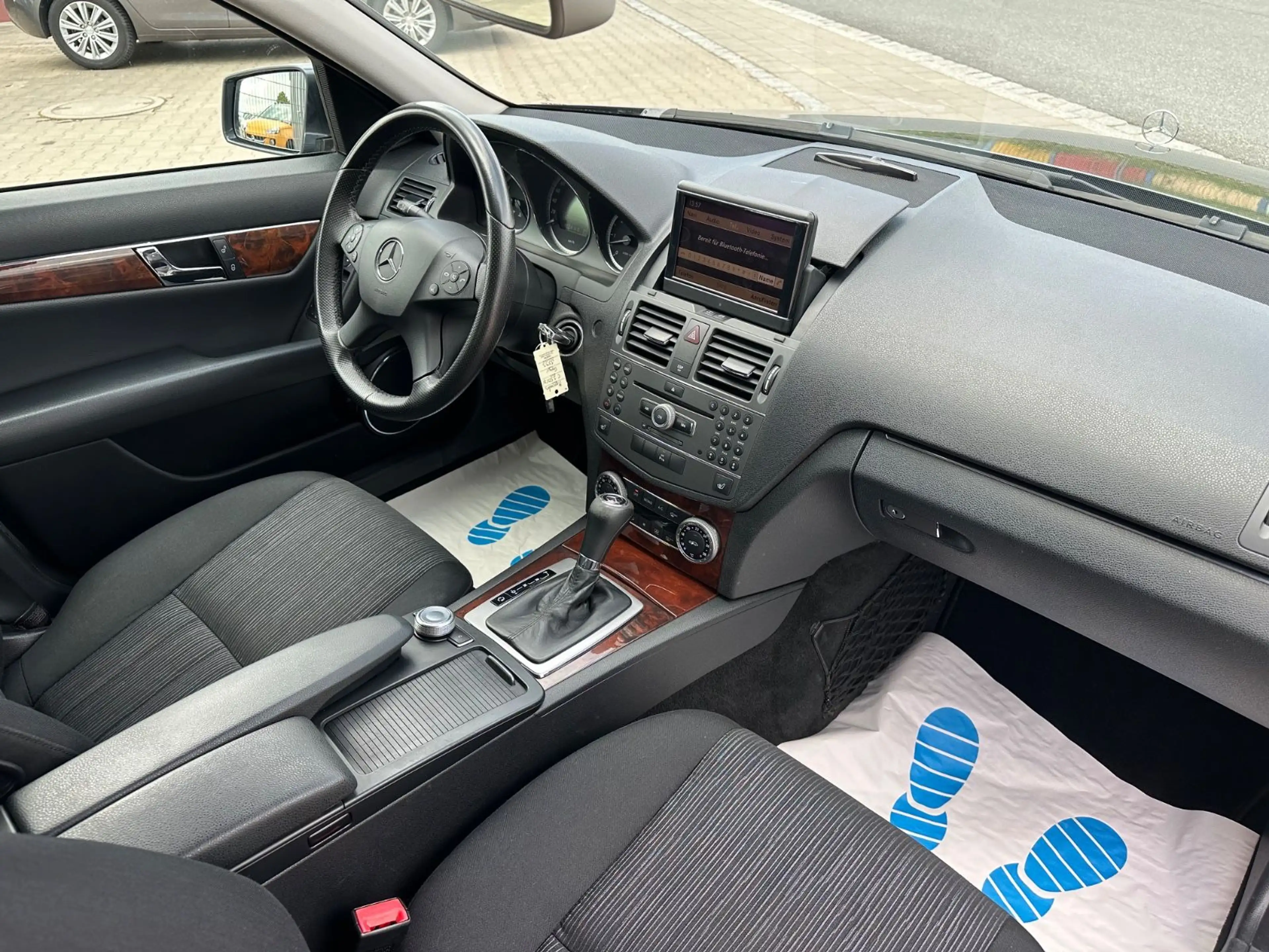 Mercedes-Benz C 350 C Limousine C 350 CDI BlueEfficiency — photo 10