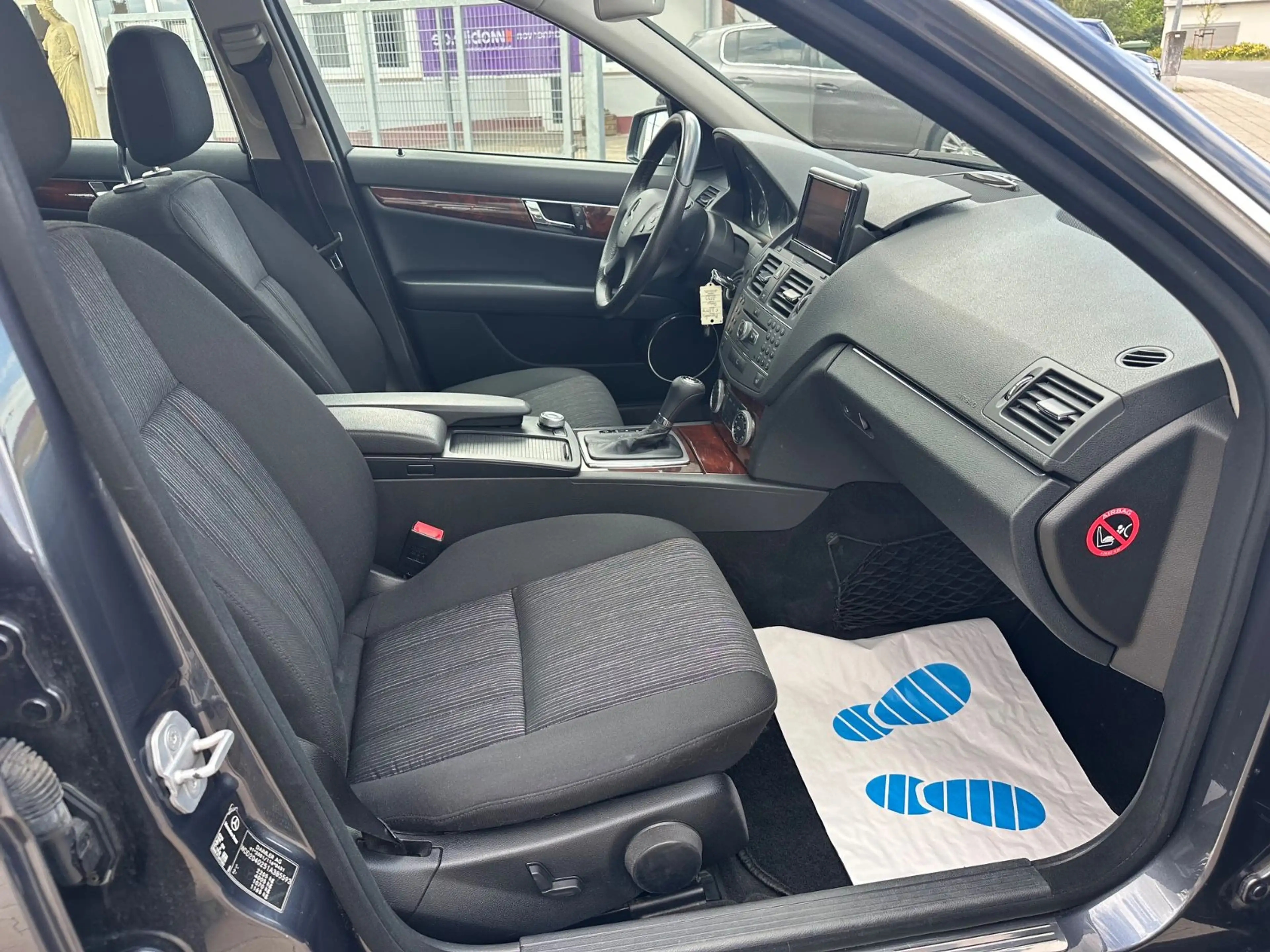 Mercedes-Benz C 350 C Limousine C 350 CDI BlueEfficiency — photo 11