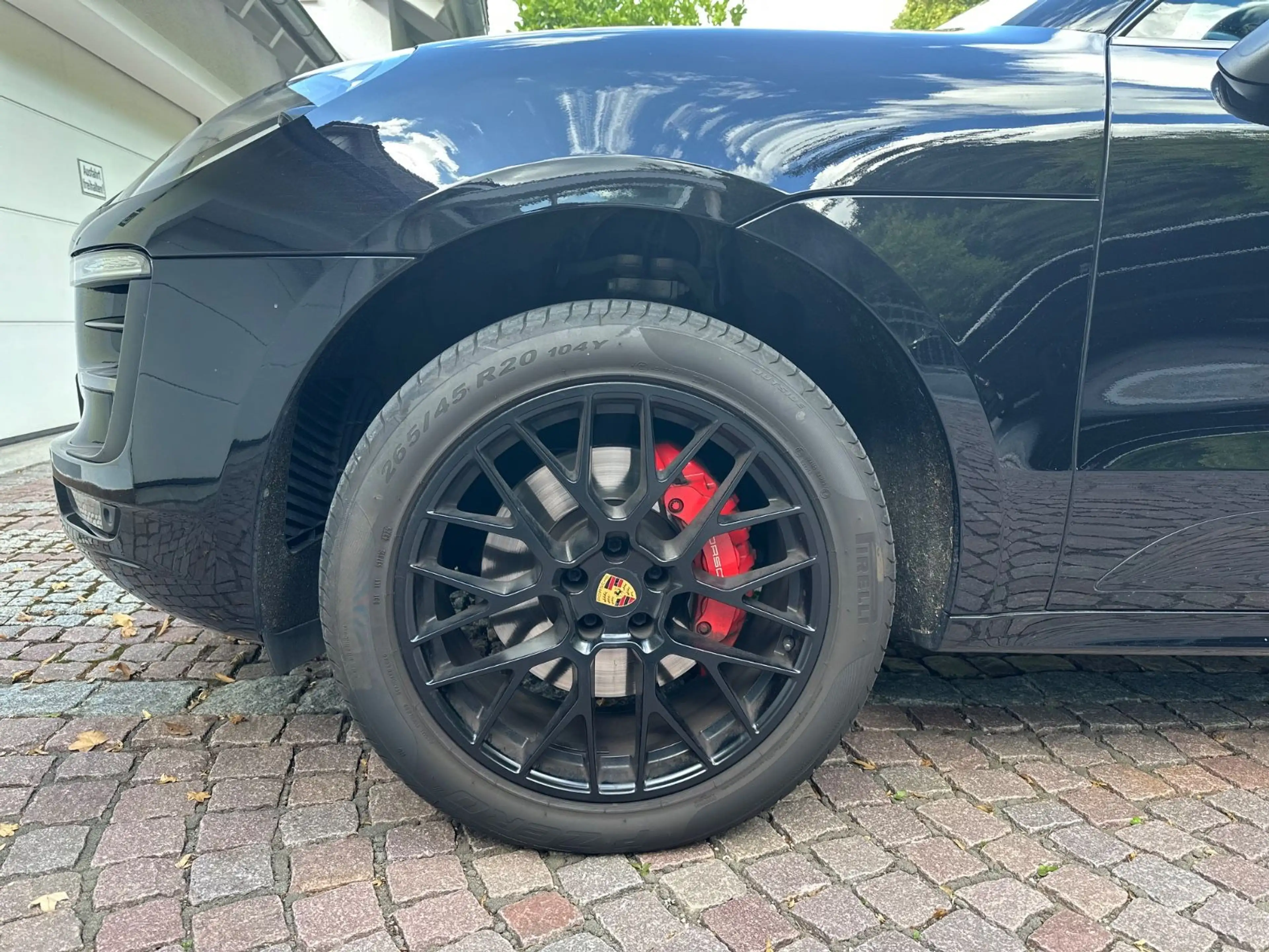 Porsche Macan GTS — photo 2