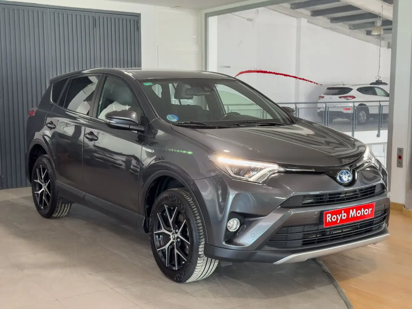 Toyota RAV 4 Rav4 150 Advance + Pack Drive Gris - 1