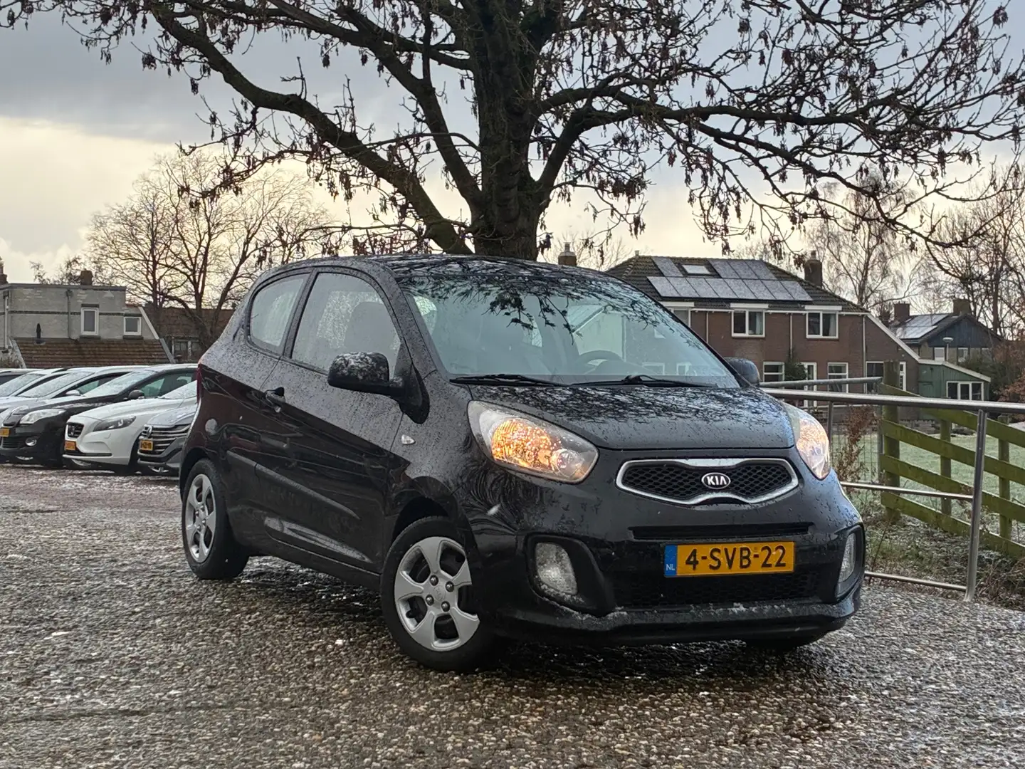 Kia Picanto 1.0 CVVT ISG | 29-12-2026 APK met half leder nu € Schwarz - 1