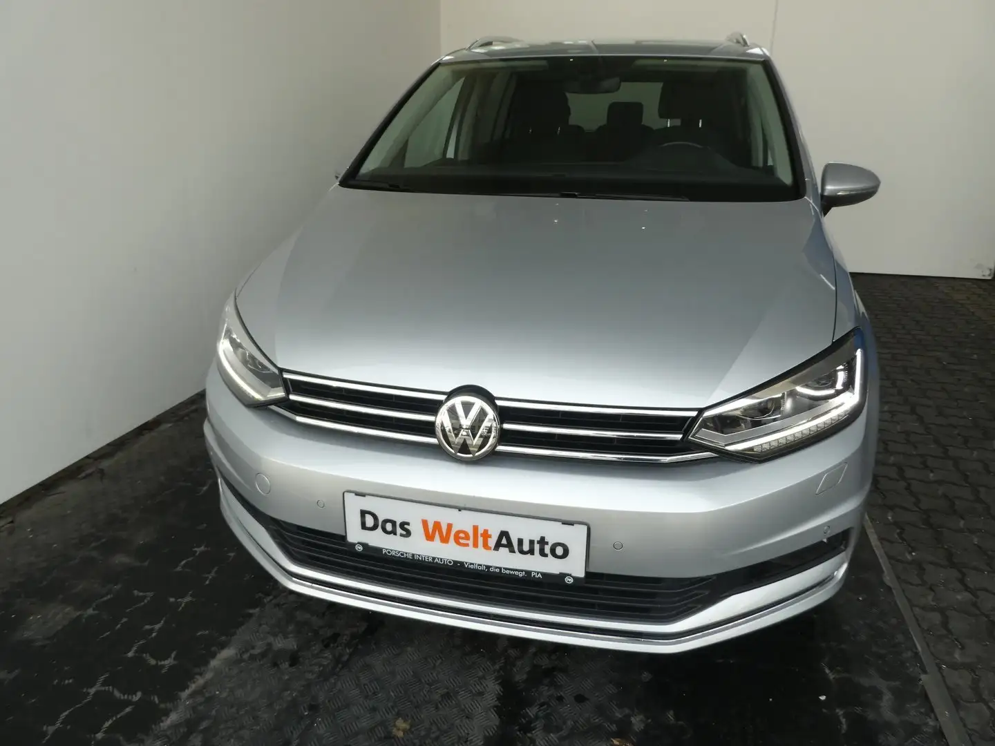 Volkswagen Touran Highline TSI DSG Silber - 2