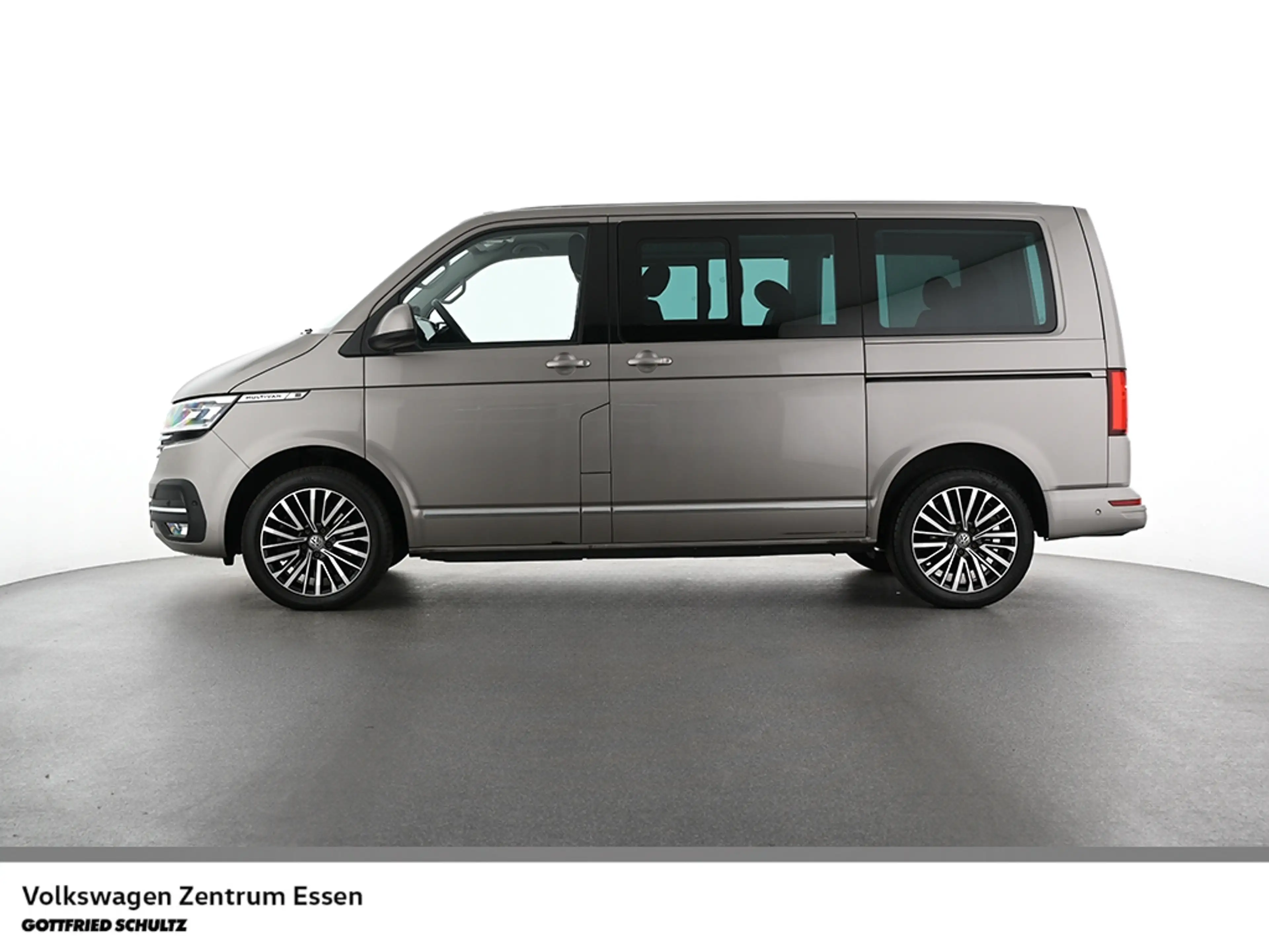 Volkswagen T6.1 Multivan Generation Six 4M DSG LED Navi R-Kamera Sitzhzg — photo 3