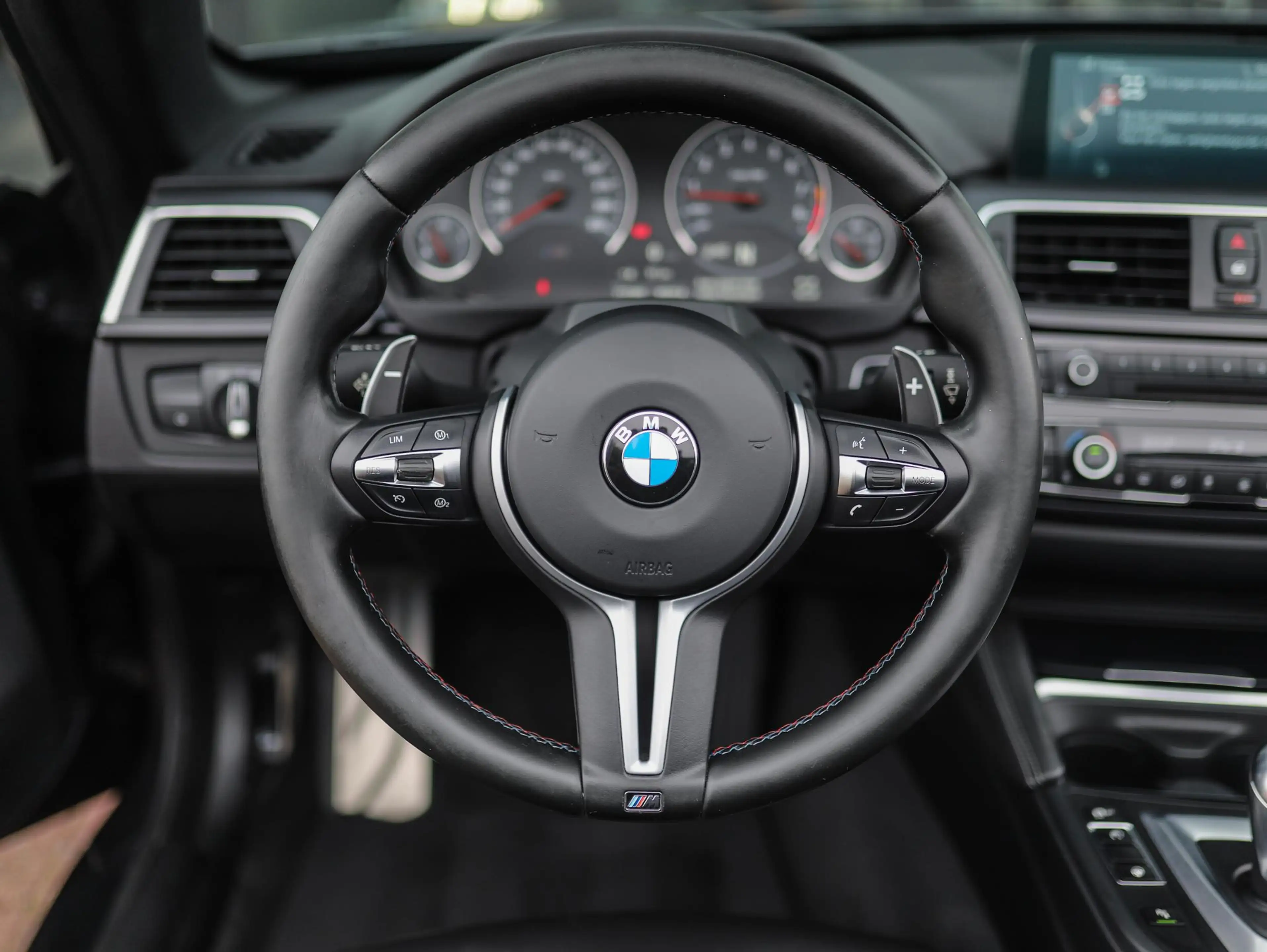 BMW M4 Cabrio 4-serie | Nekverwarming | H/K | Leder | PDC — photo 29