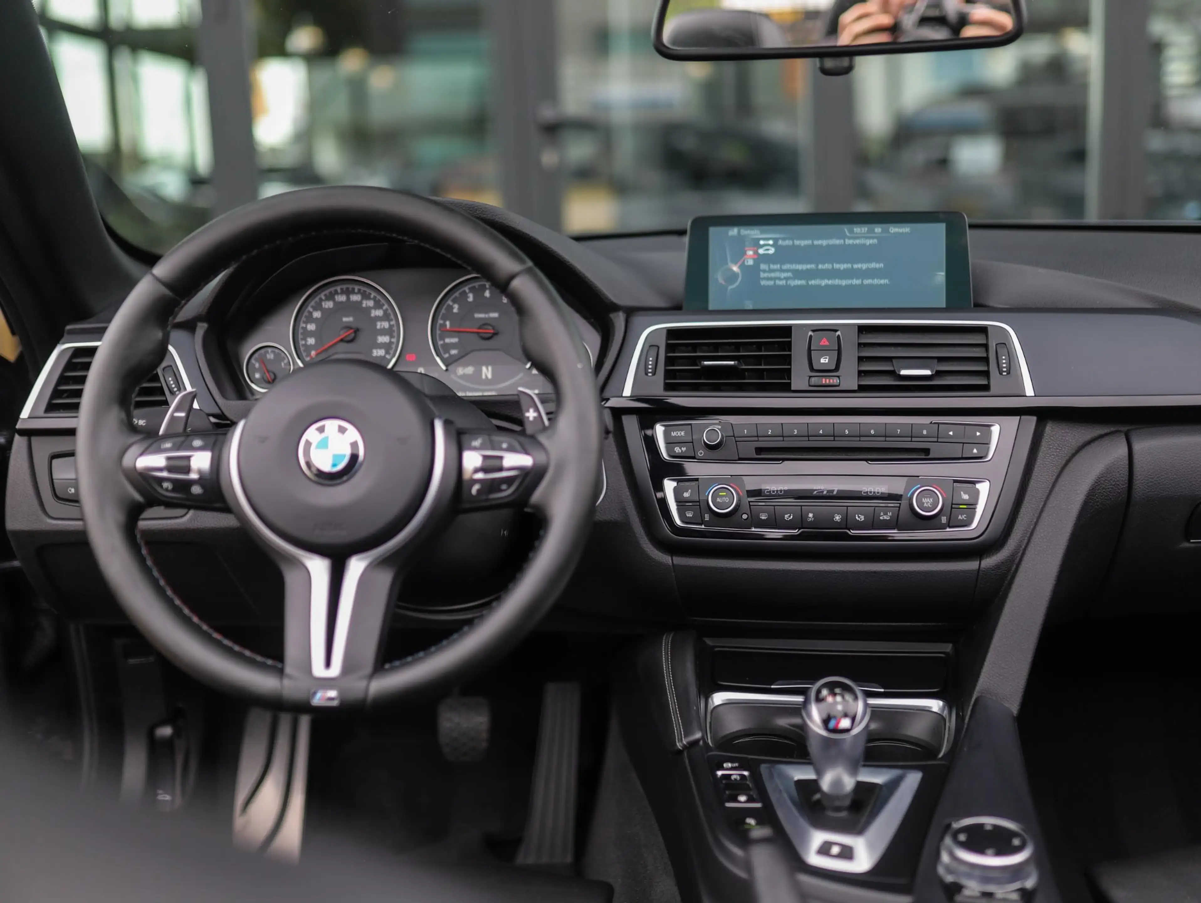 BMW M4 Cabrio 4-serie | Nekverwarming | H/K | Leder | PDC — photo 27