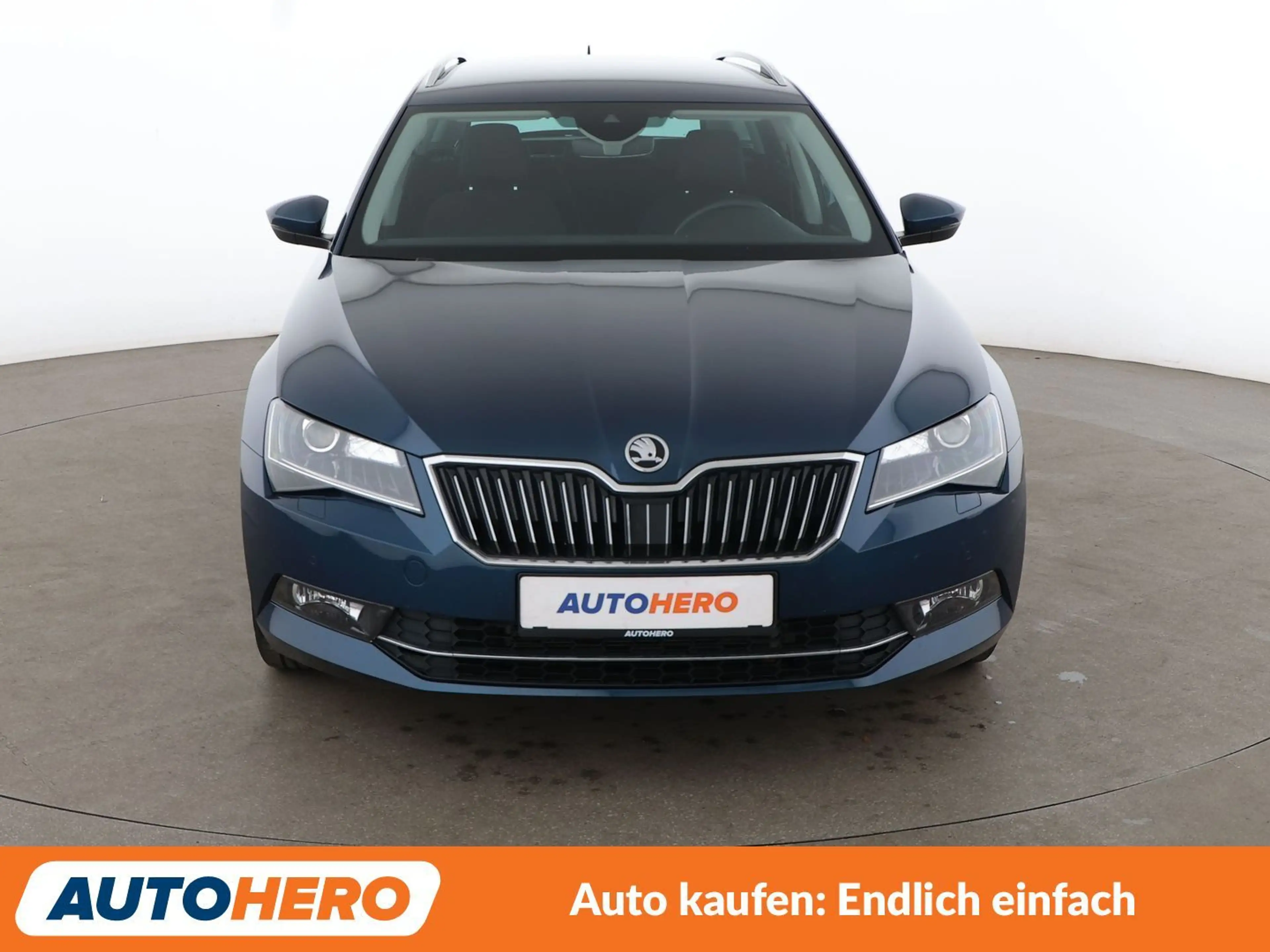 Skoda Superb 1.5 TSI ACT Style *NAVI*BiXENON*PDC*TEMPO*SHZ* — photo 9