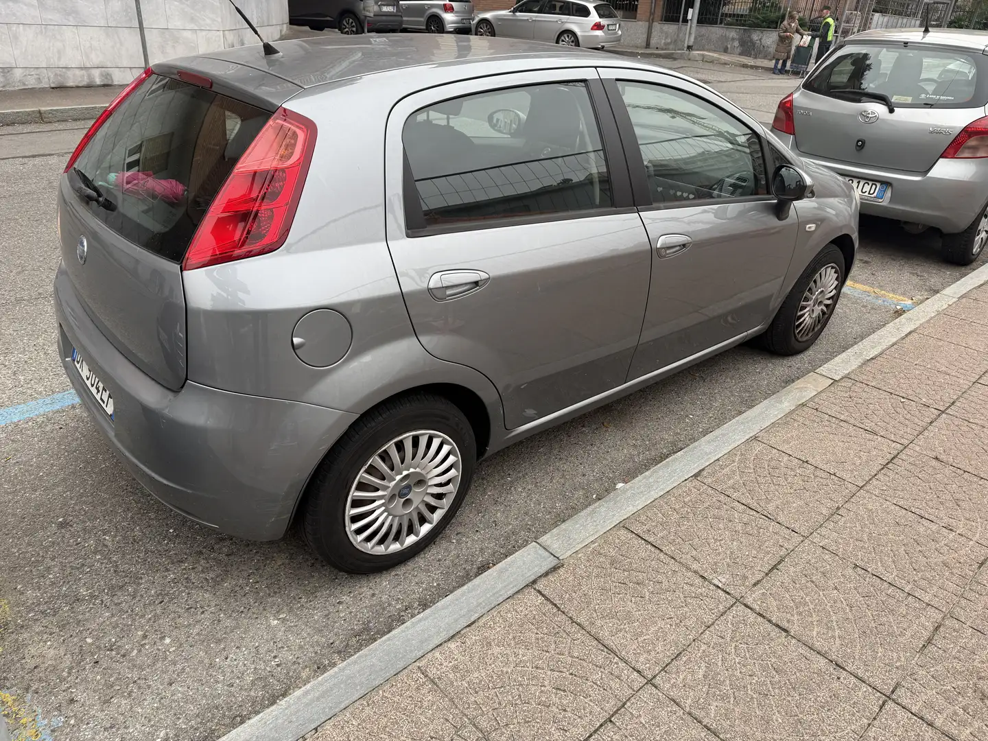 Fiat Grande Punto 5p 1.2 Dynamic 65cv - 2