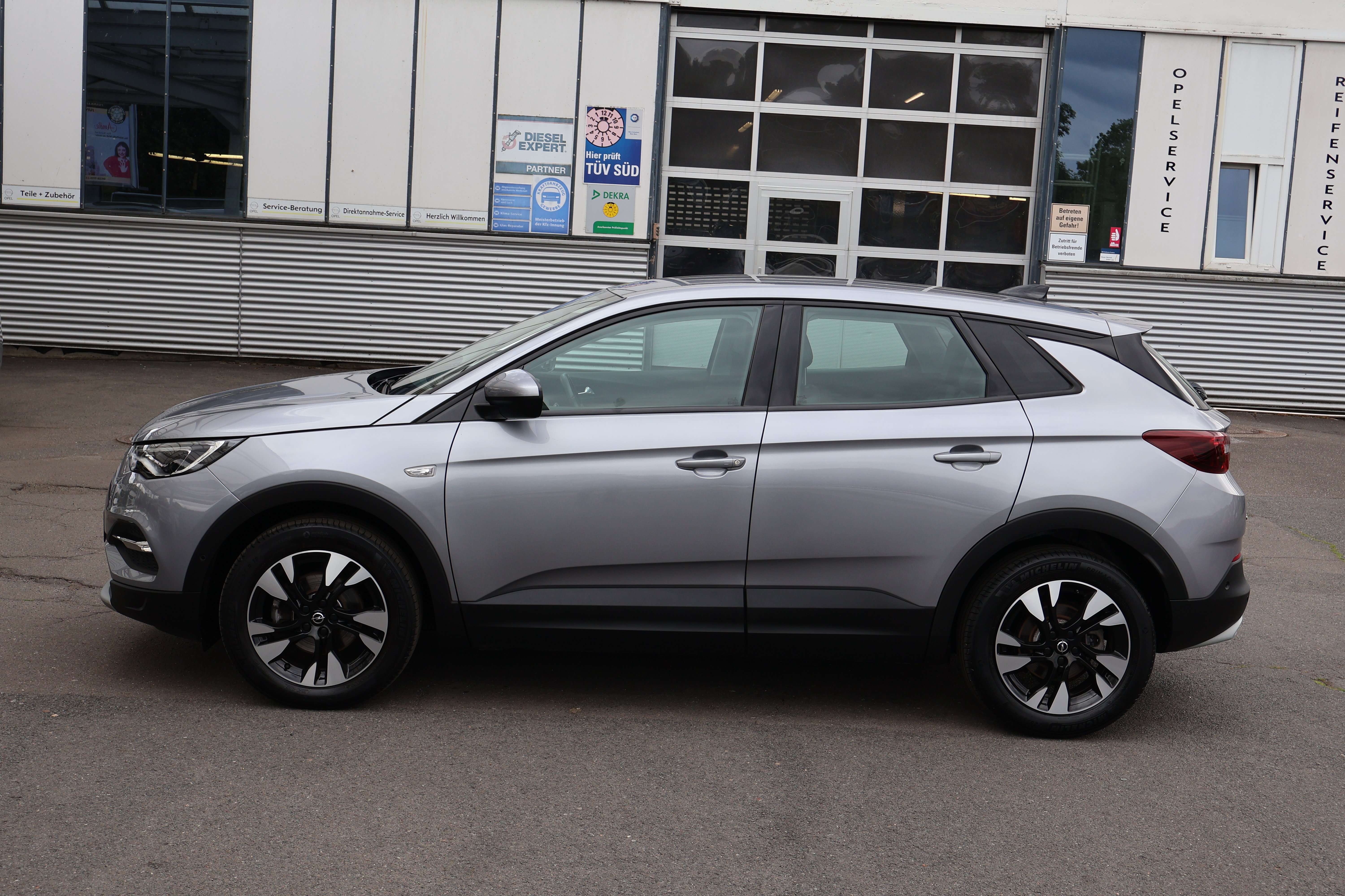 Opel Grandland X