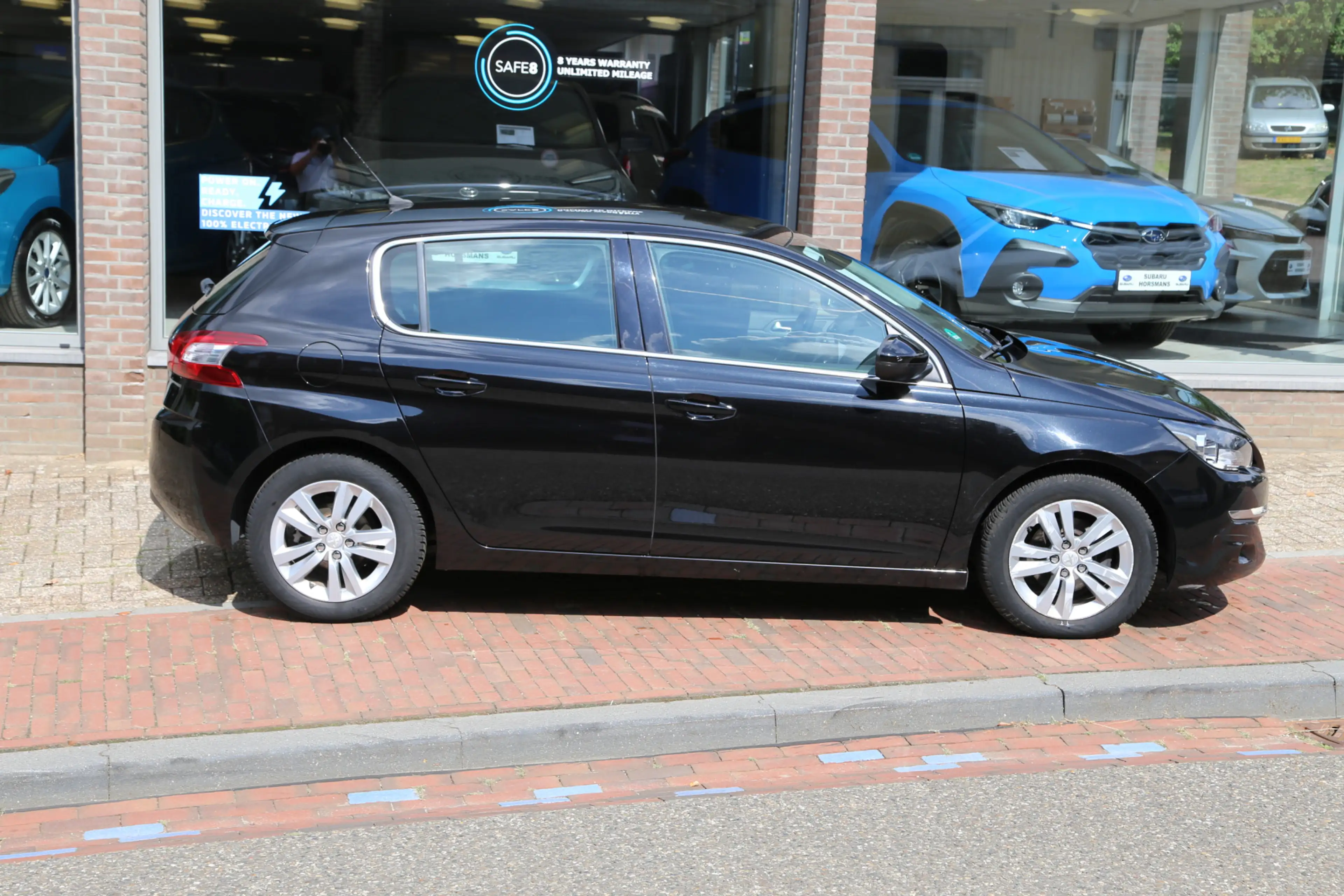 Peugeot 308 1.6 THP Active — photo 5