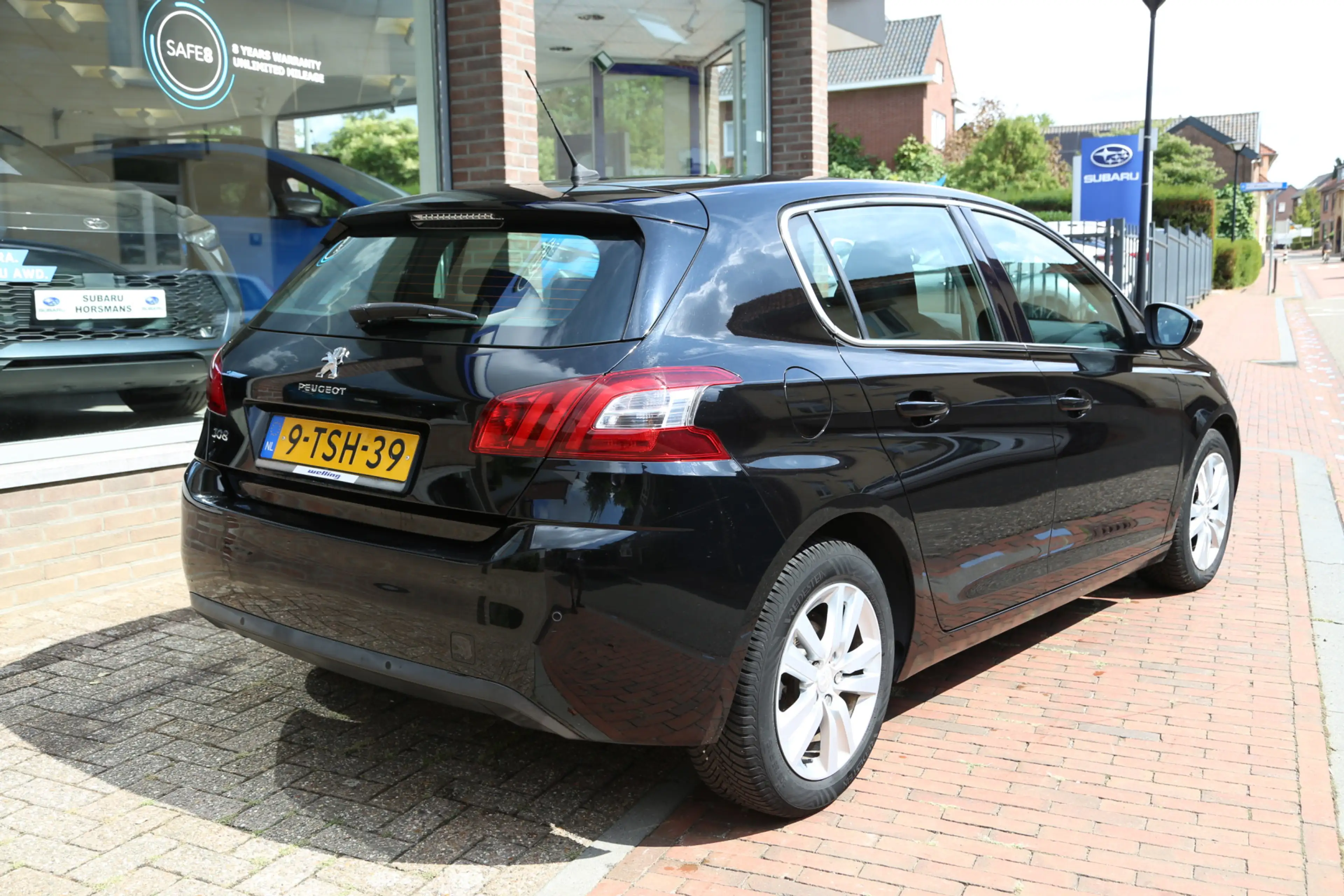 Peugeot 308 1.6 THP Active — photo 4